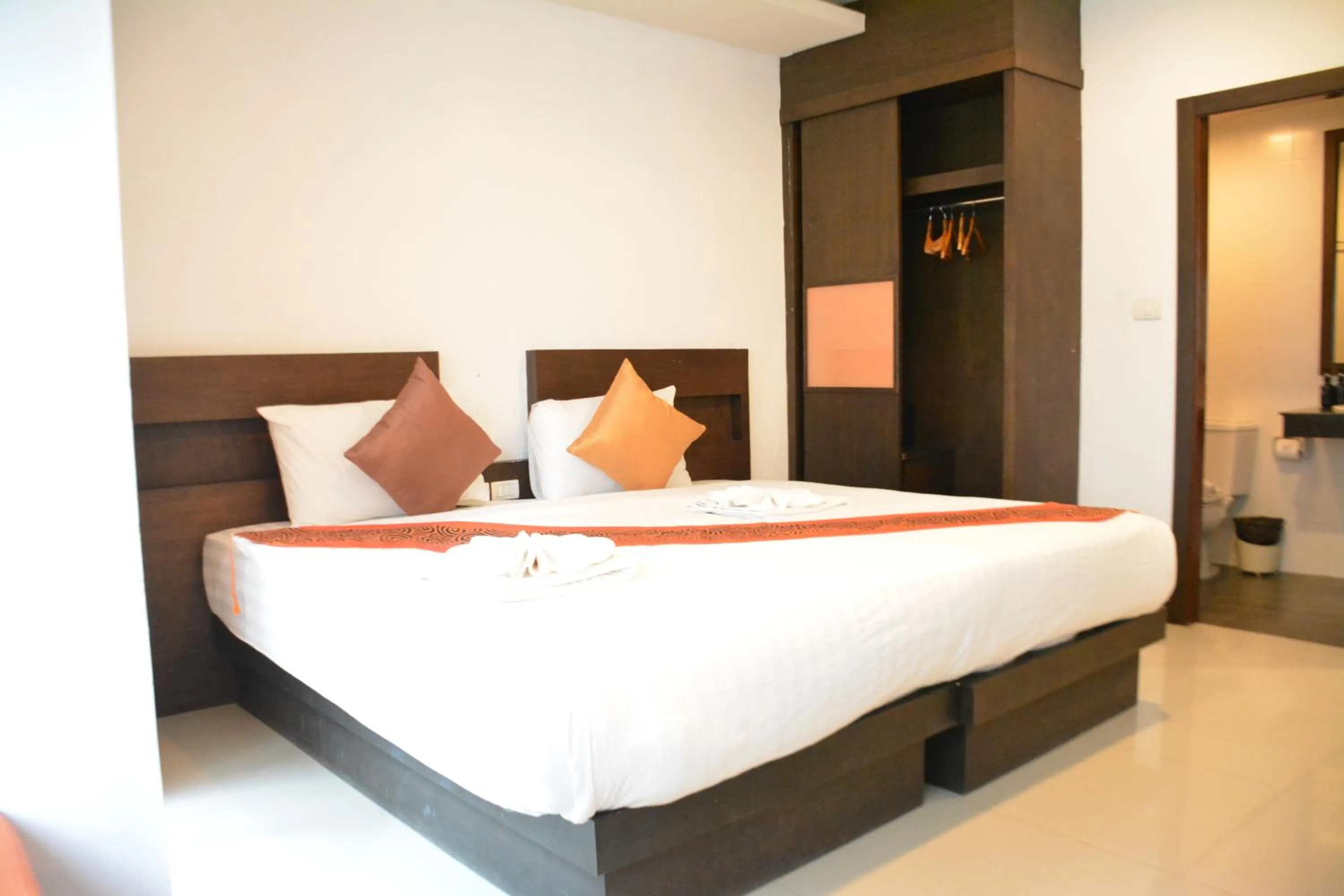 Bedroom, Bed in Zephyr Grand Hotel