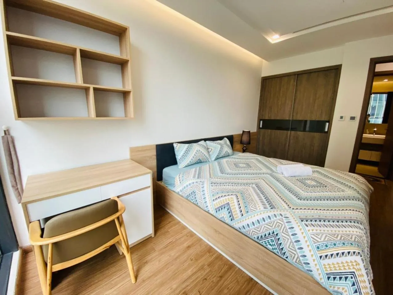 Bed in Vinhomes Metropolis Harmony Residence