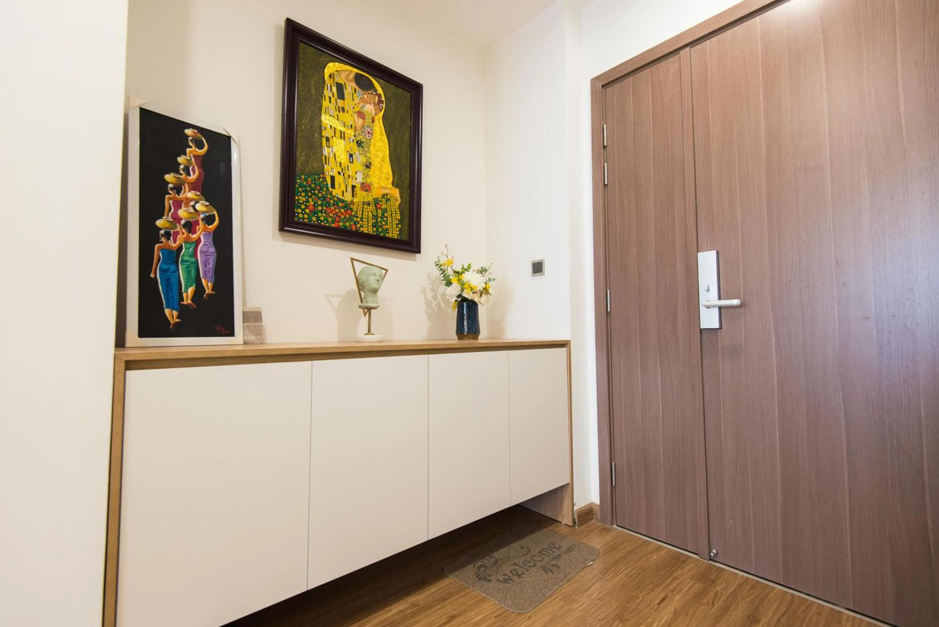 Decorative detail in Vinhomes Metropolis Harmony Residence