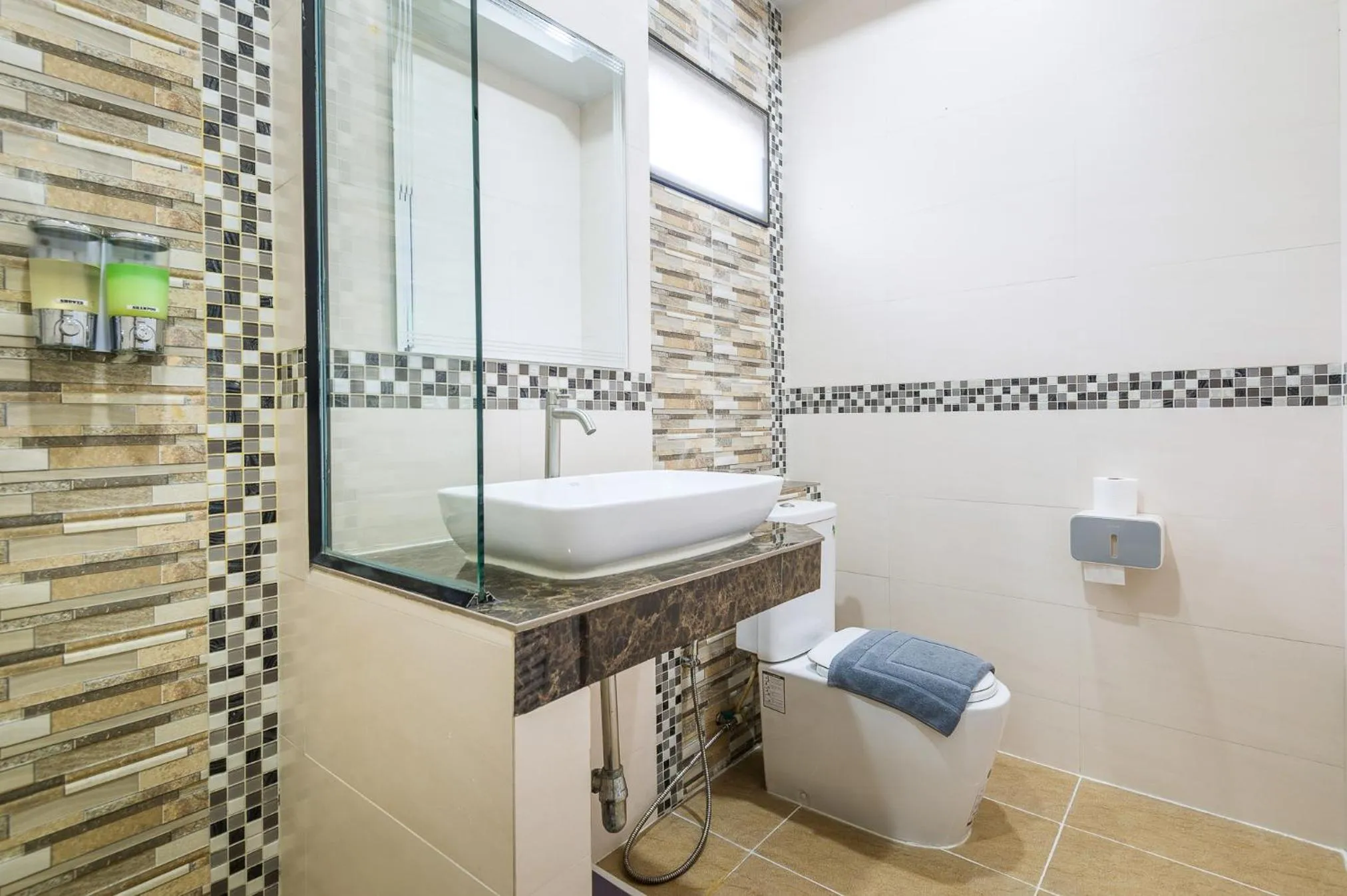 Bathroom in Mook Anda Villa