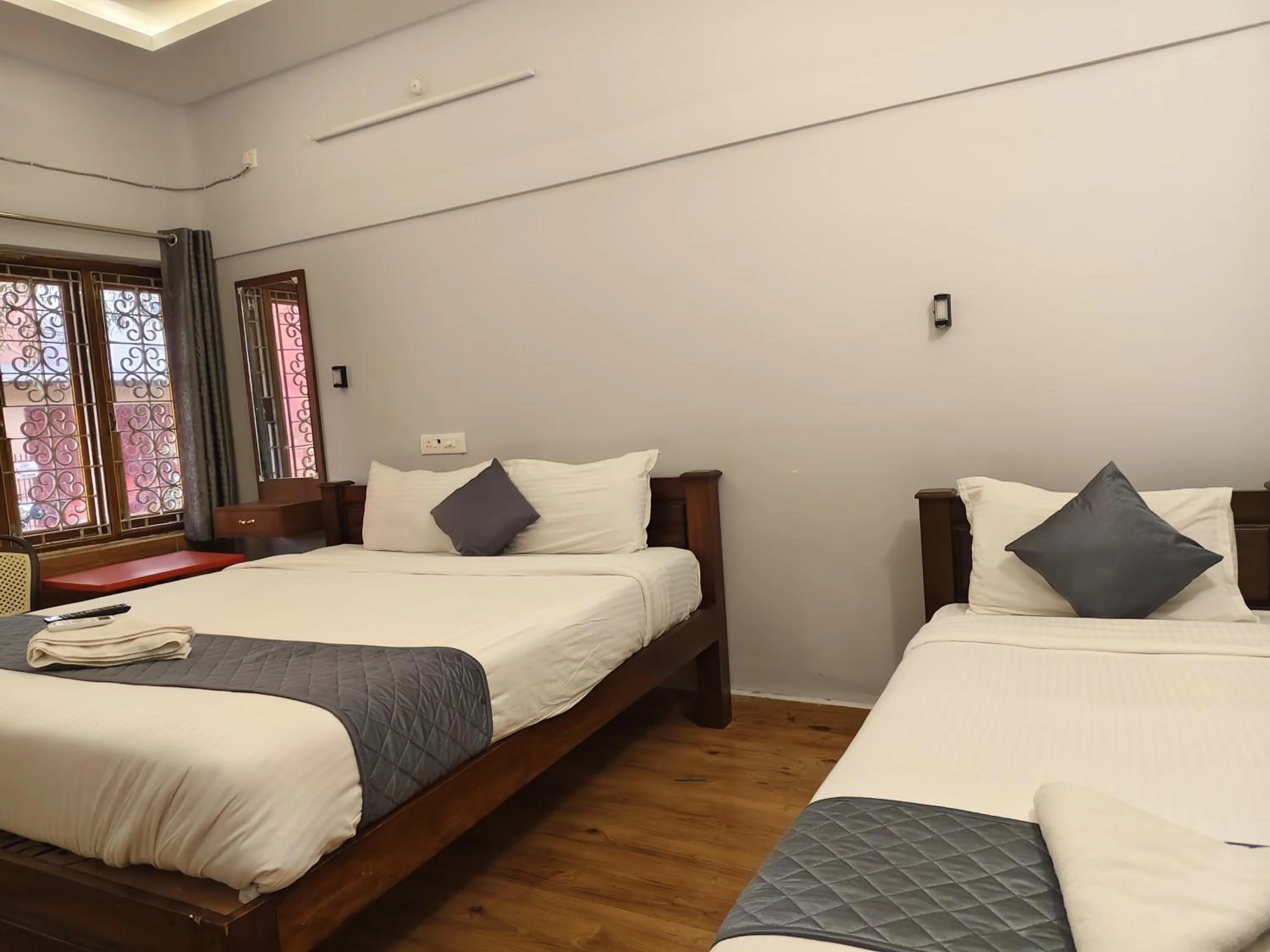 Bed in Lax Residency, White Town, Pondicherry