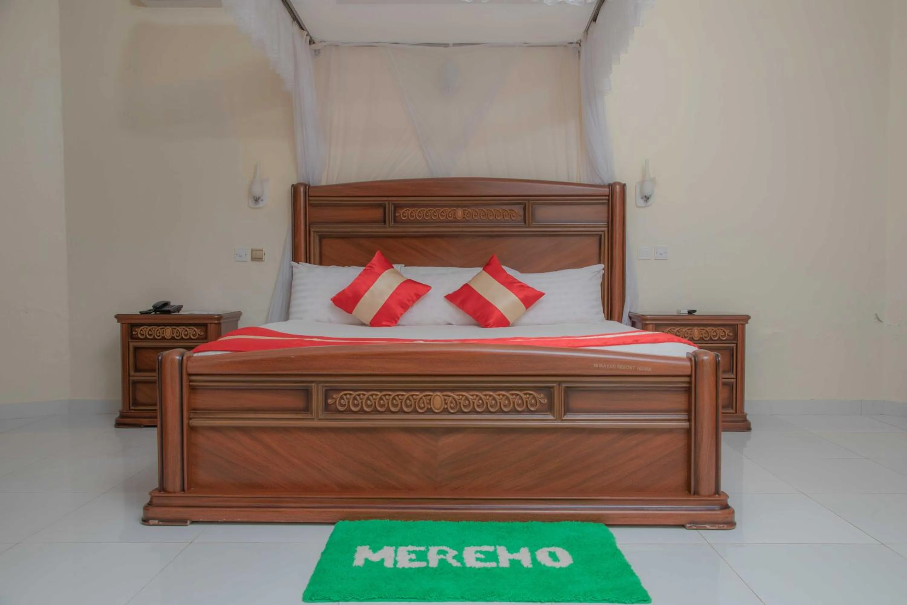 Bed in Miika Eco Resort Hotel