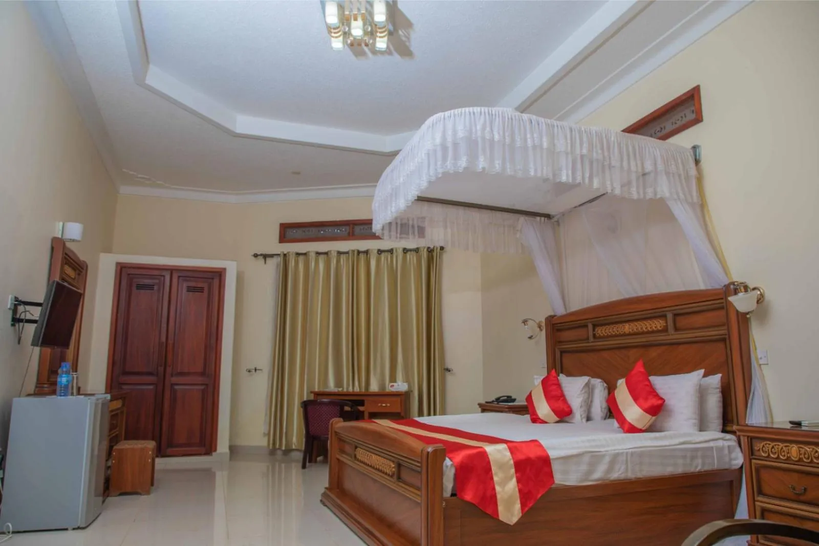 Bed in Miika Eco Resort Hotel