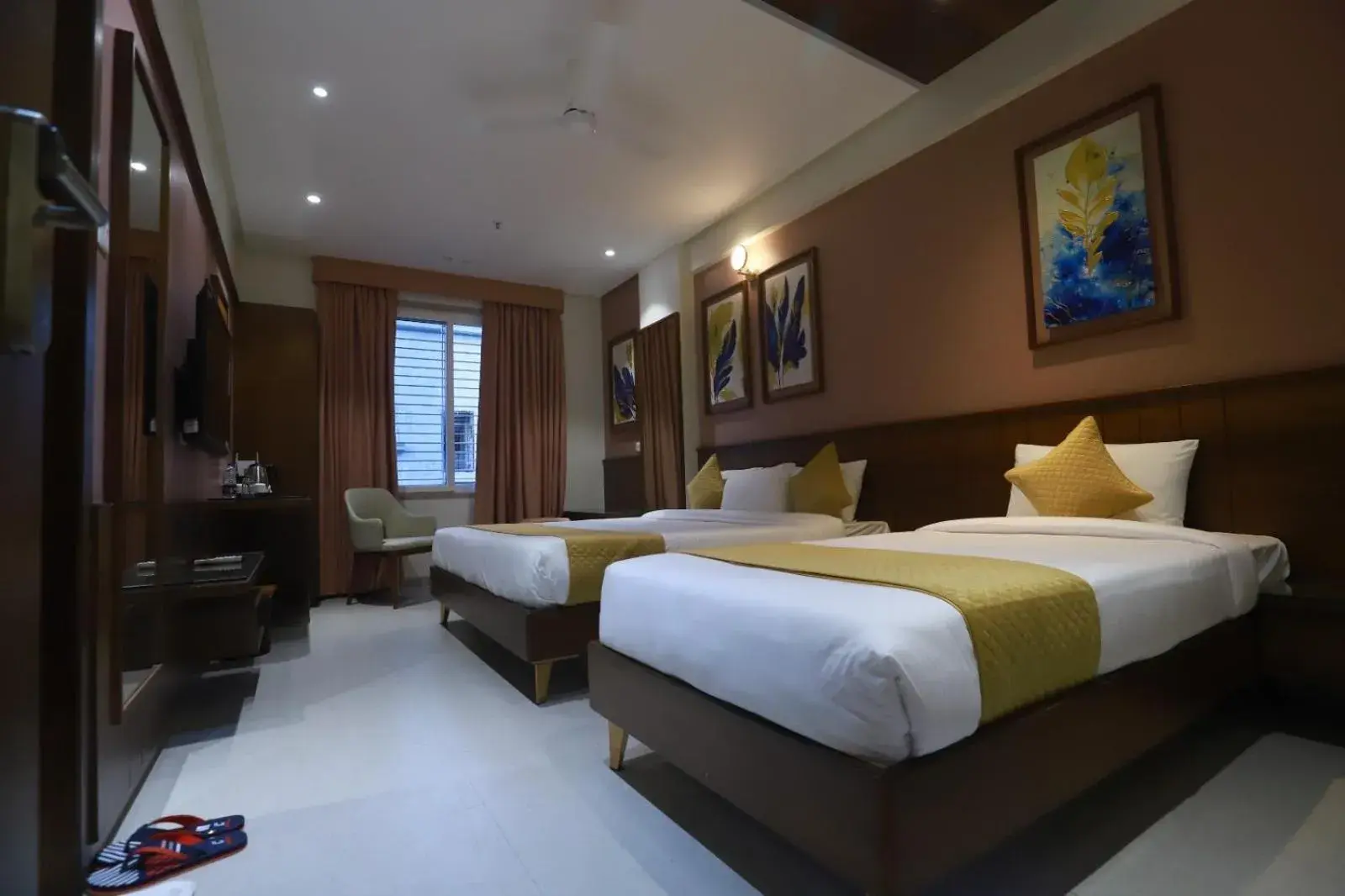 Superior Double Room - single occupancy in RIDDHI EXECUTIVE Superior Double Room - single occupancy in RIDDHI EXECUTIVE