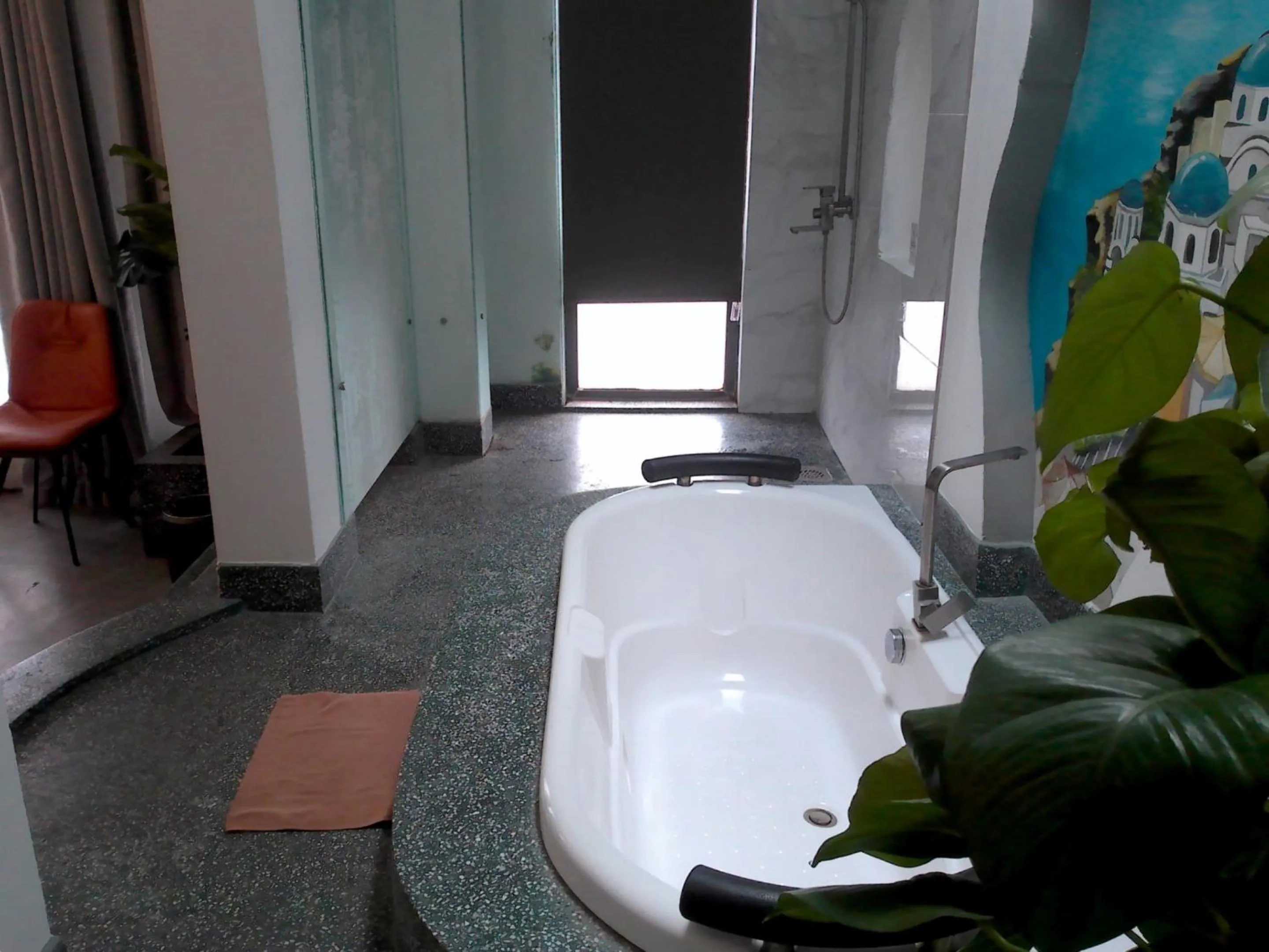 Bathroom in 69 Boutique by Minova