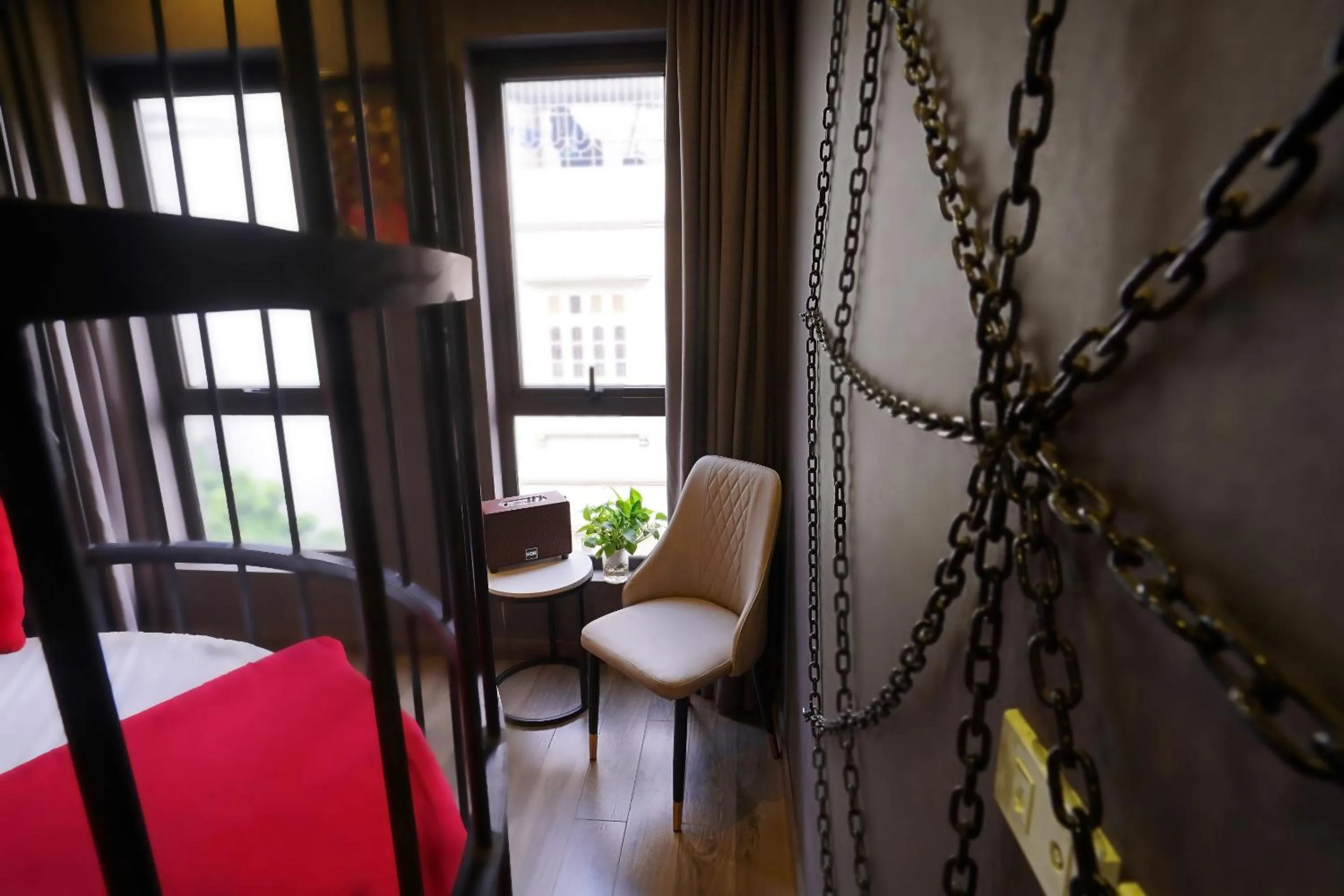 Decorative detail in 69 Boutique by Minova