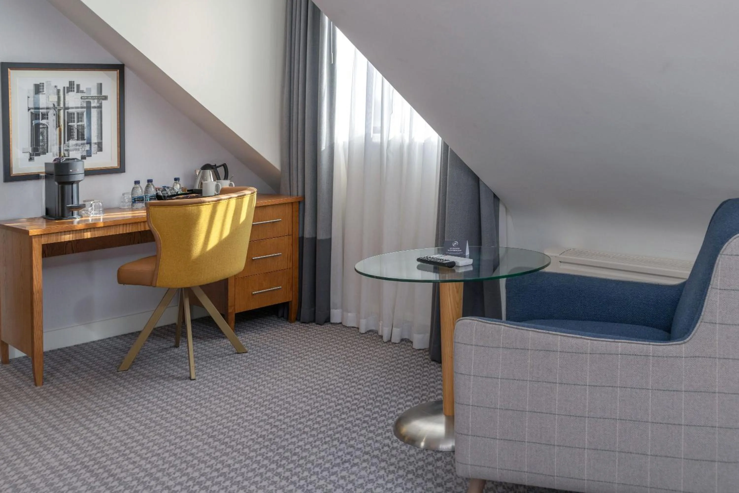 Seating area in Oxford Belfry Hotel & Spa