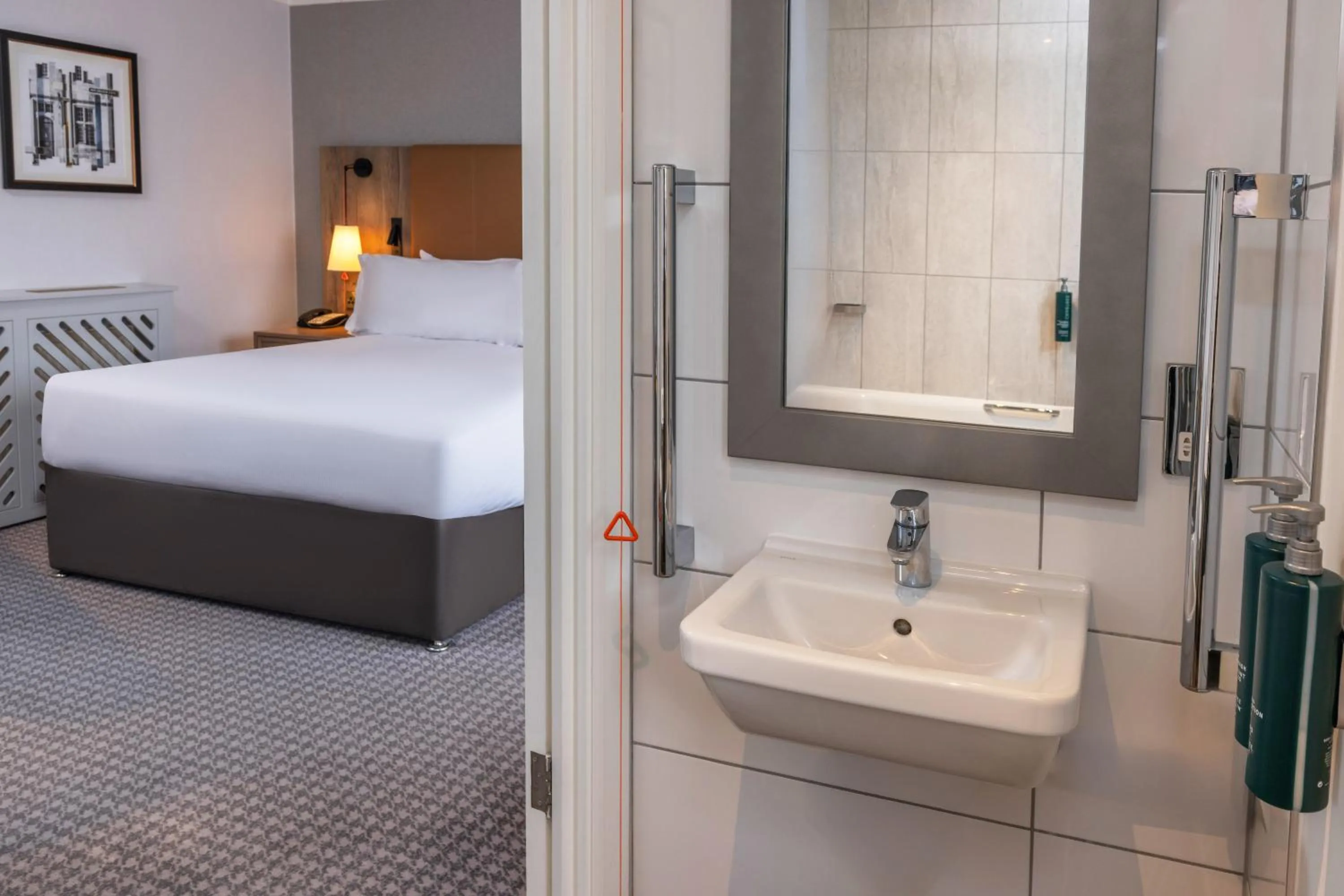 Bed in Oxford Belfry Hotel & Spa