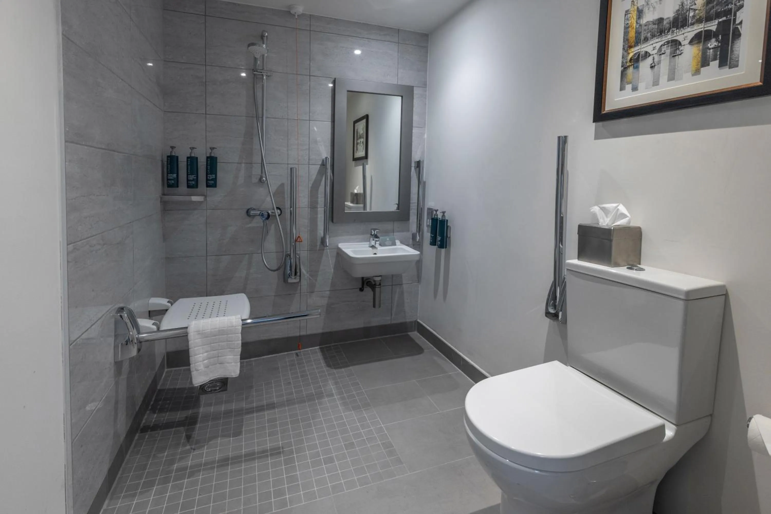 Bathroom in Oxford Belfry Hotel & Spa