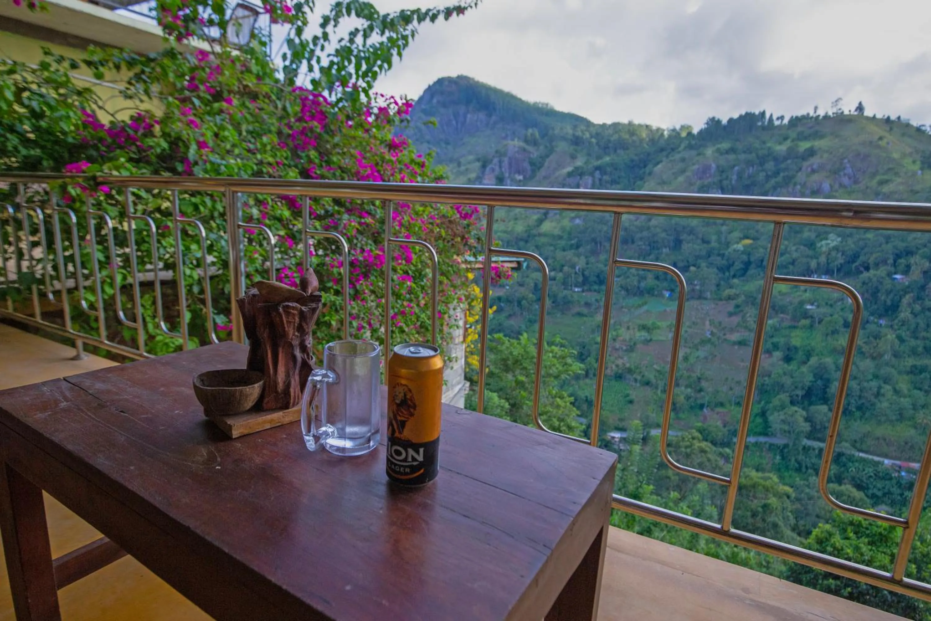 room service in Green Hill