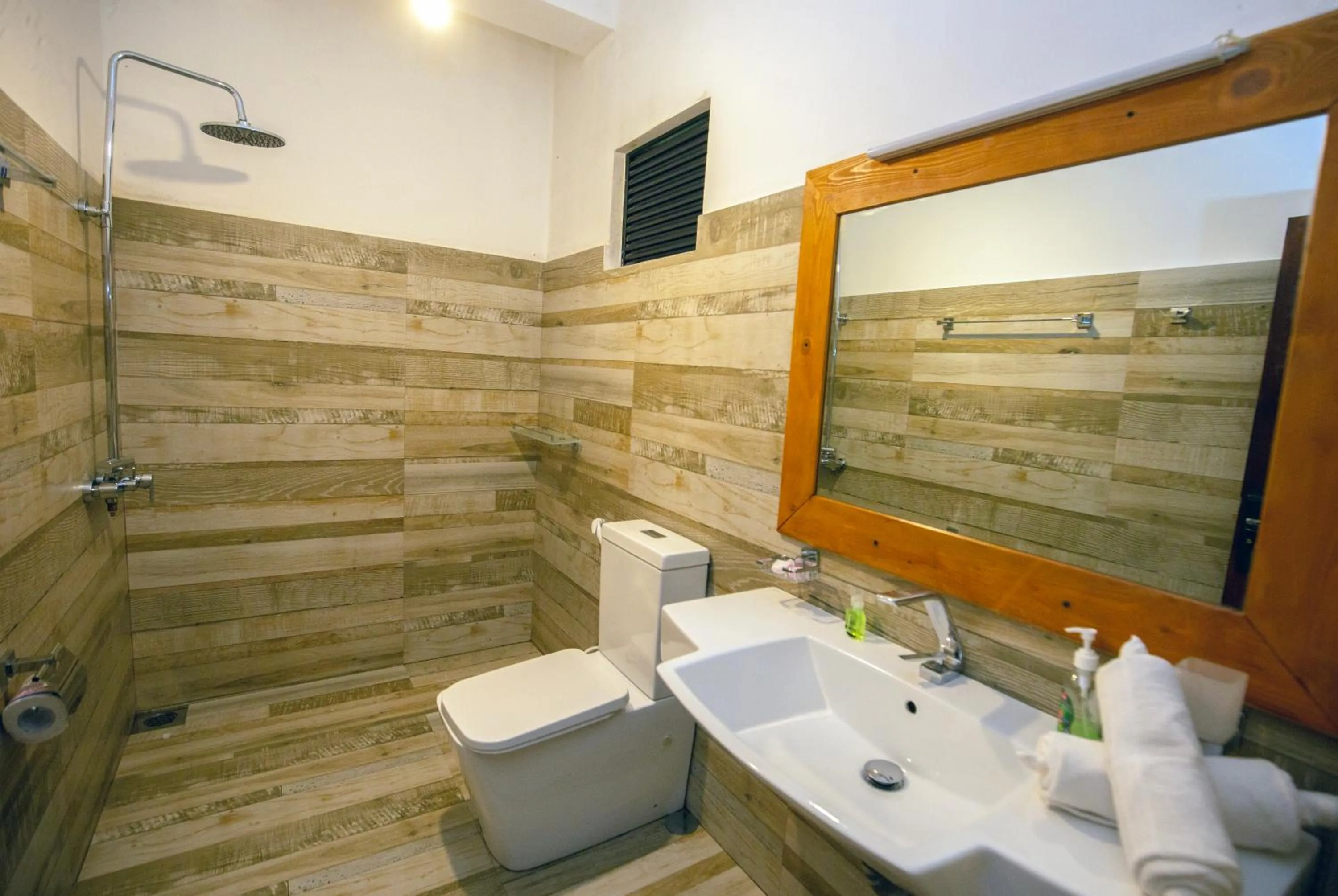 Bathroom in Green Hill