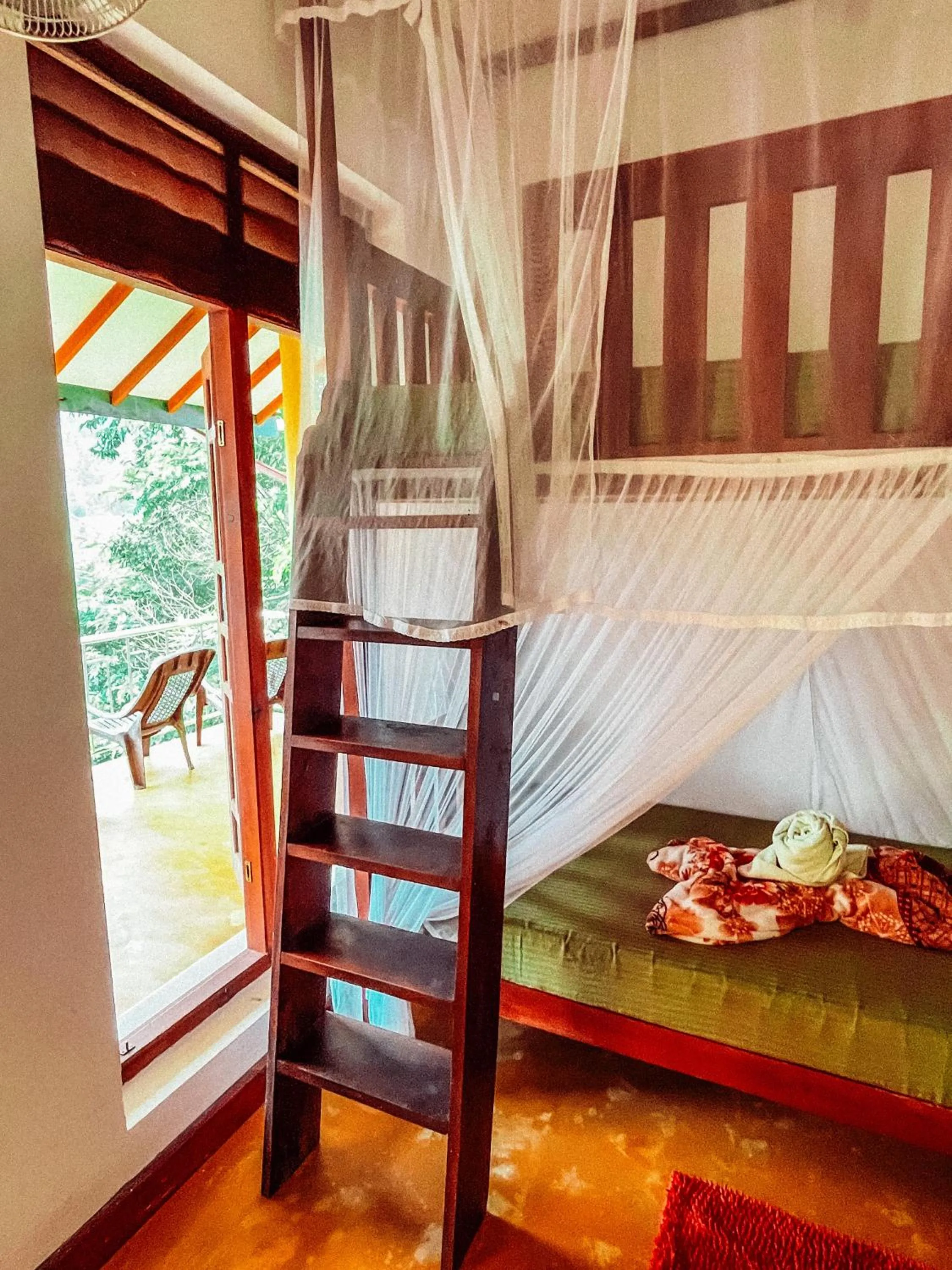 Bedroom, Bed in Green Hill