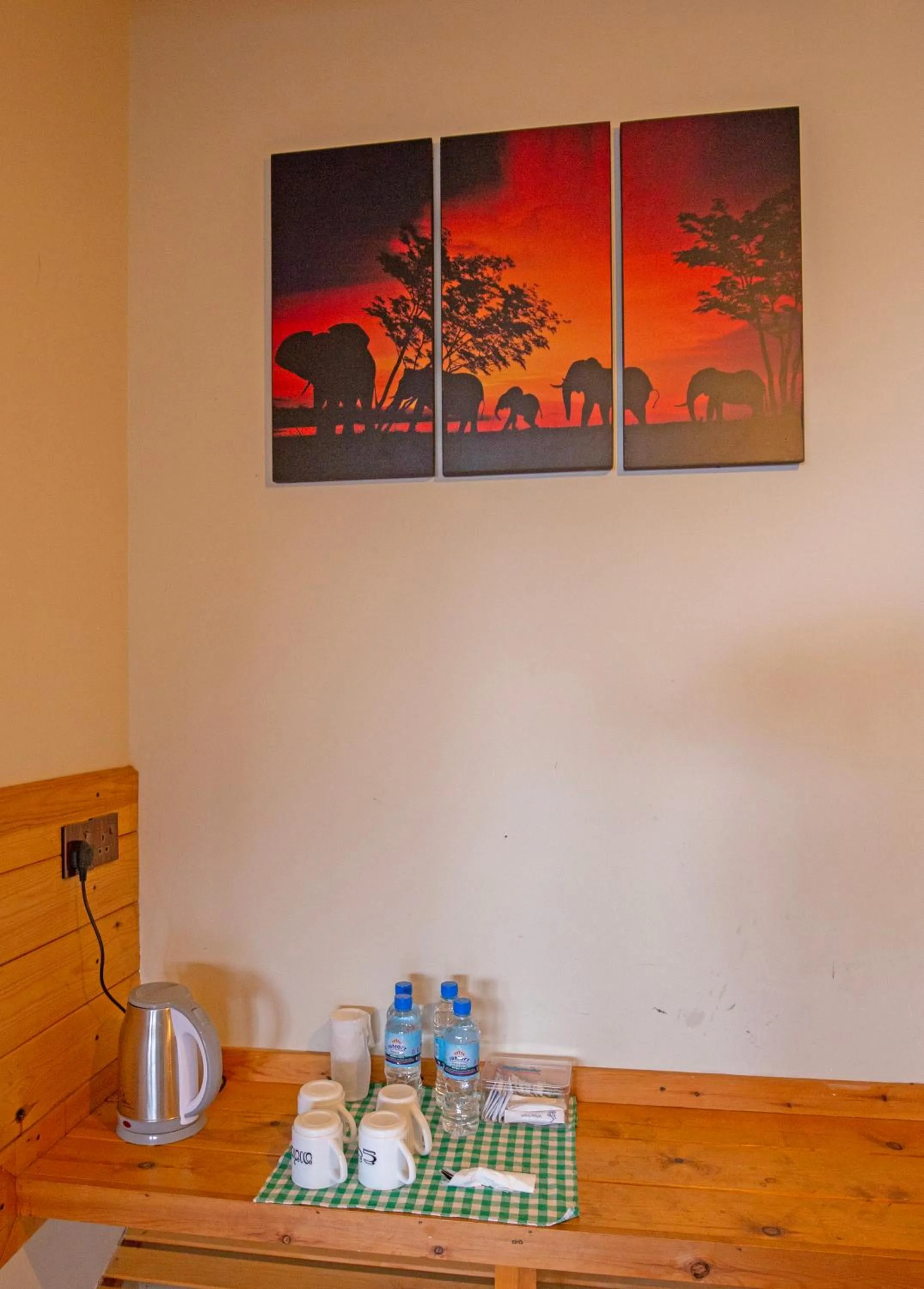 Coffee/tea facilities in Green Hill