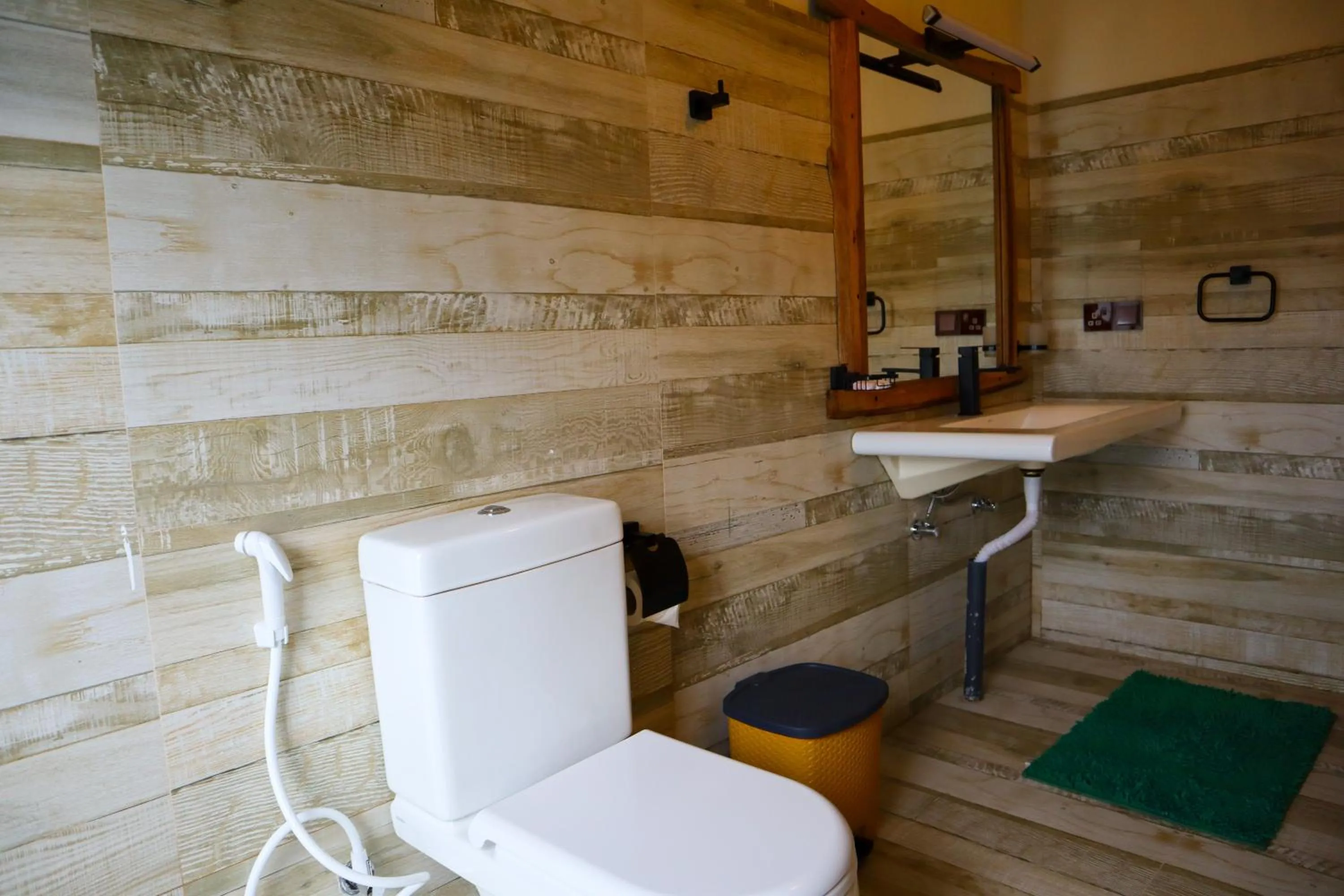 Bathroom in Green Hill