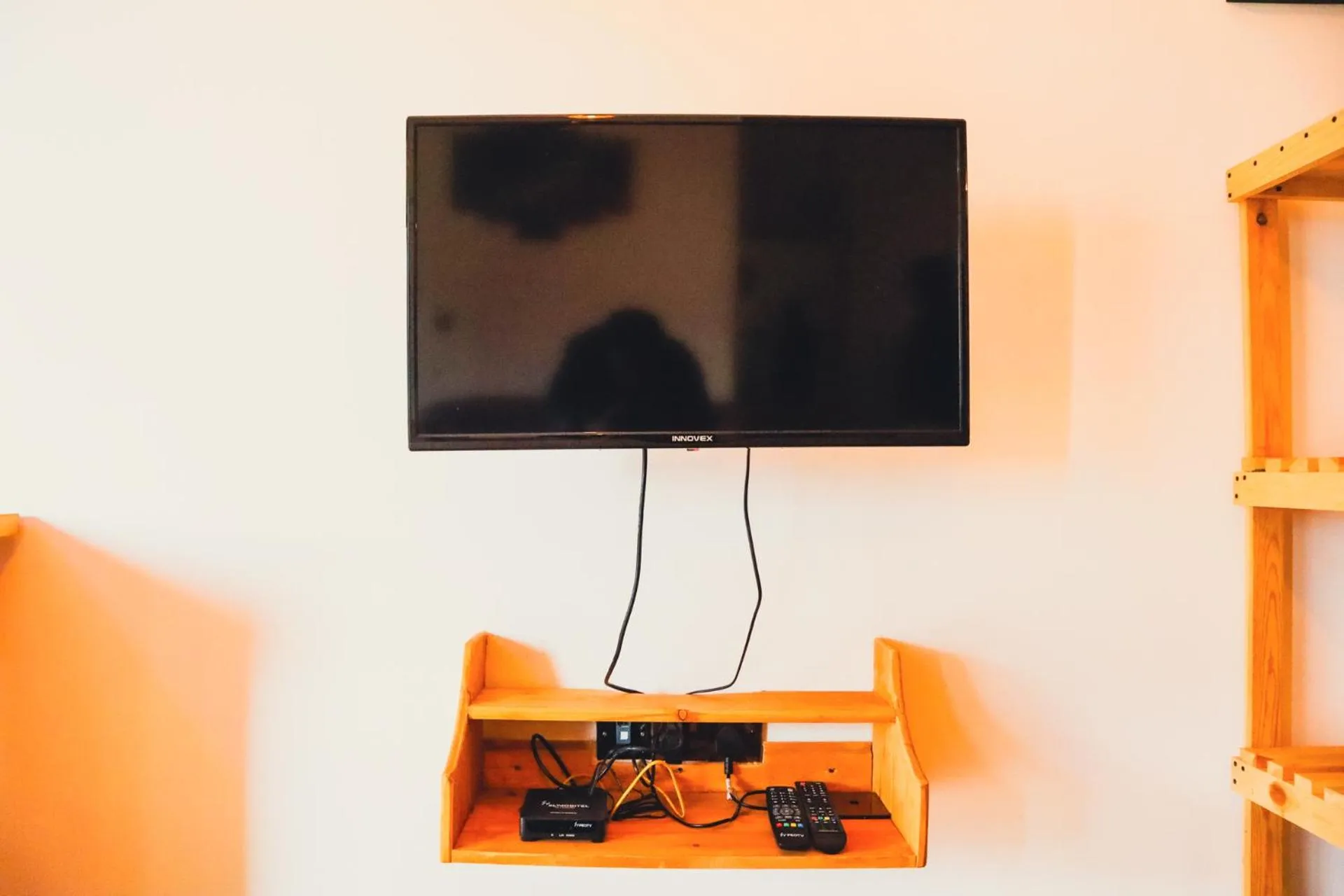 TV and multimedia in Green Hill