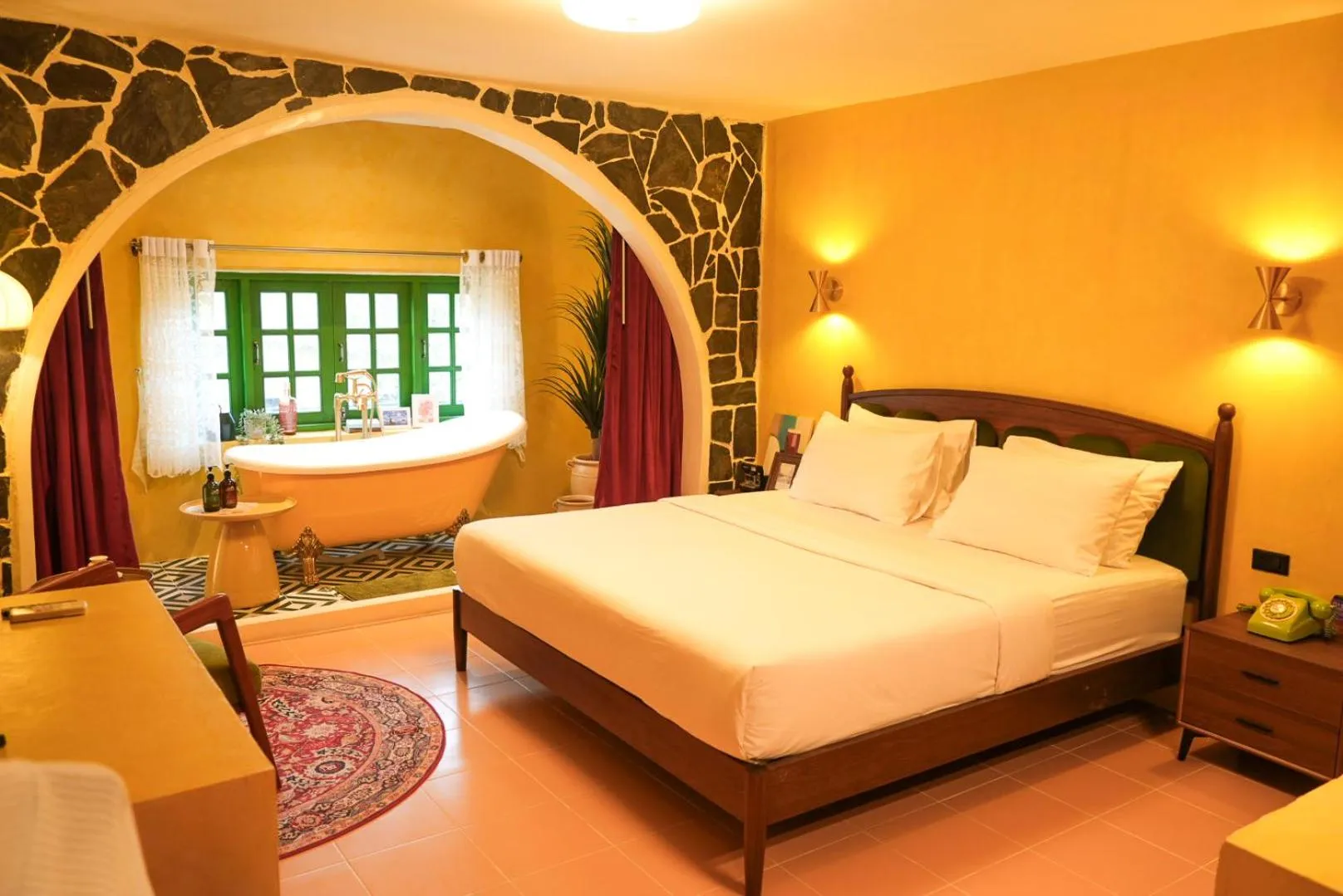 Photo of the whole room, Bed in The Castello Resort