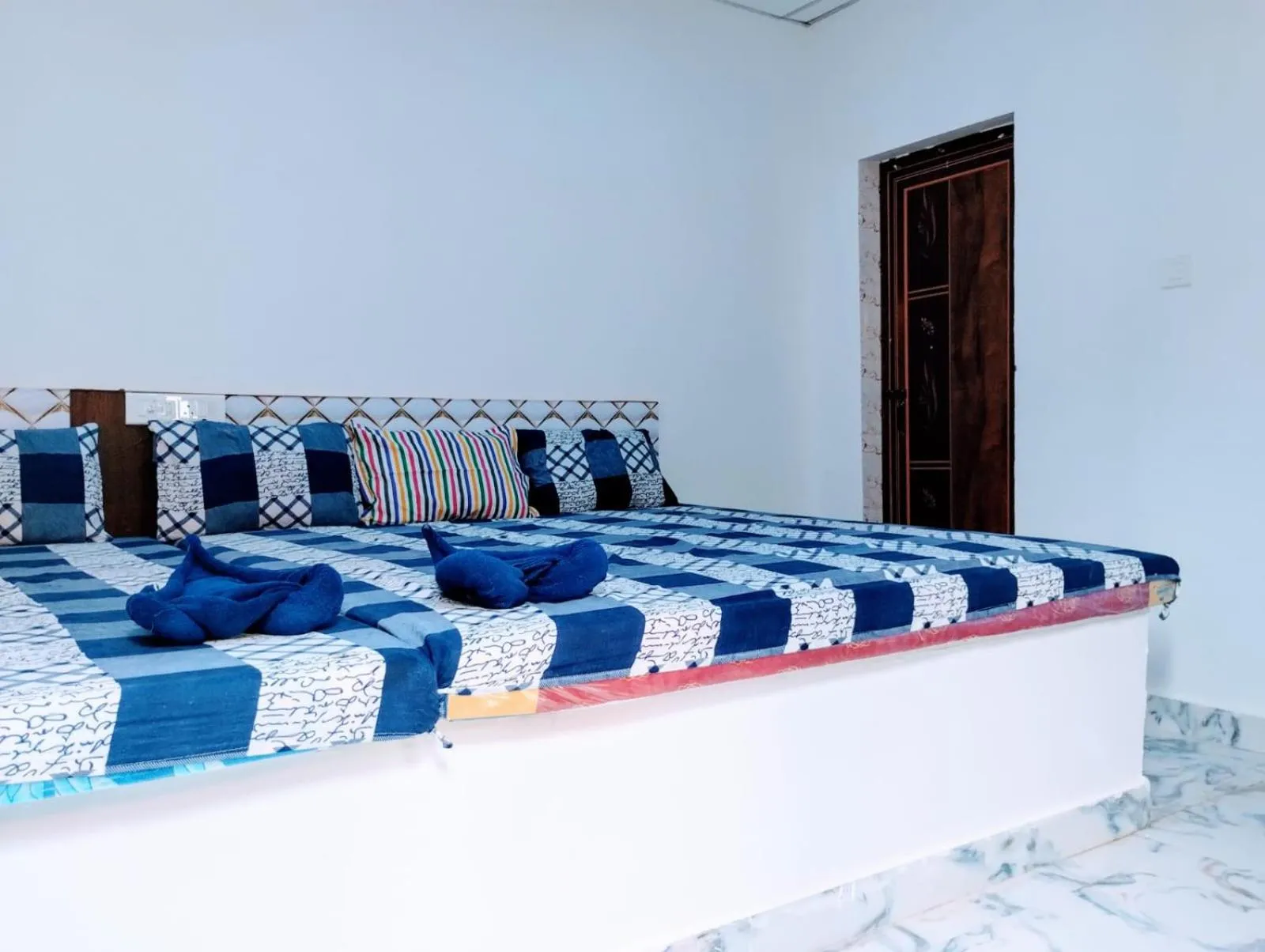 Bed in Sea Bird Resort Resturant