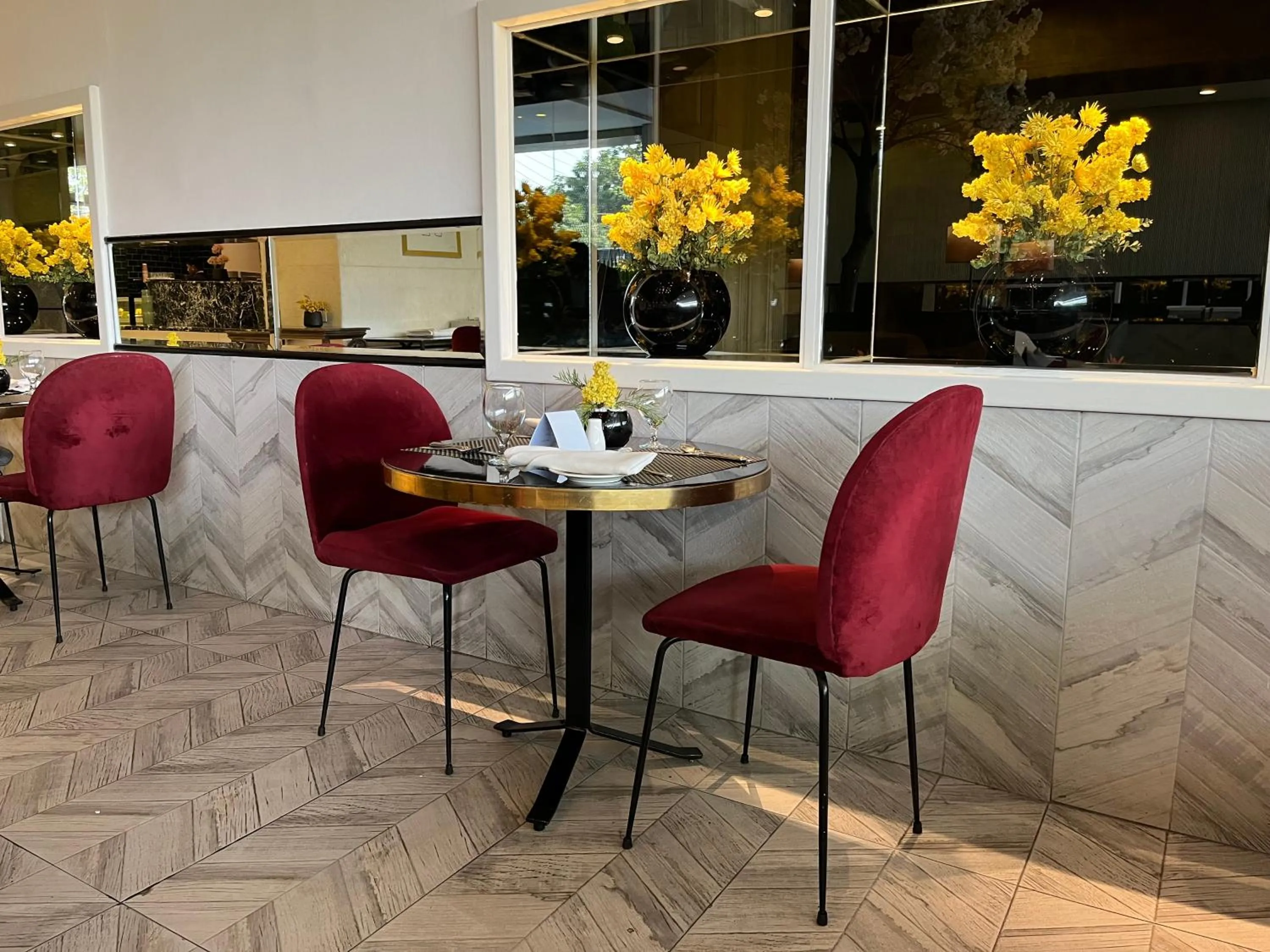 Lobby or reception in The Nishat Hotel