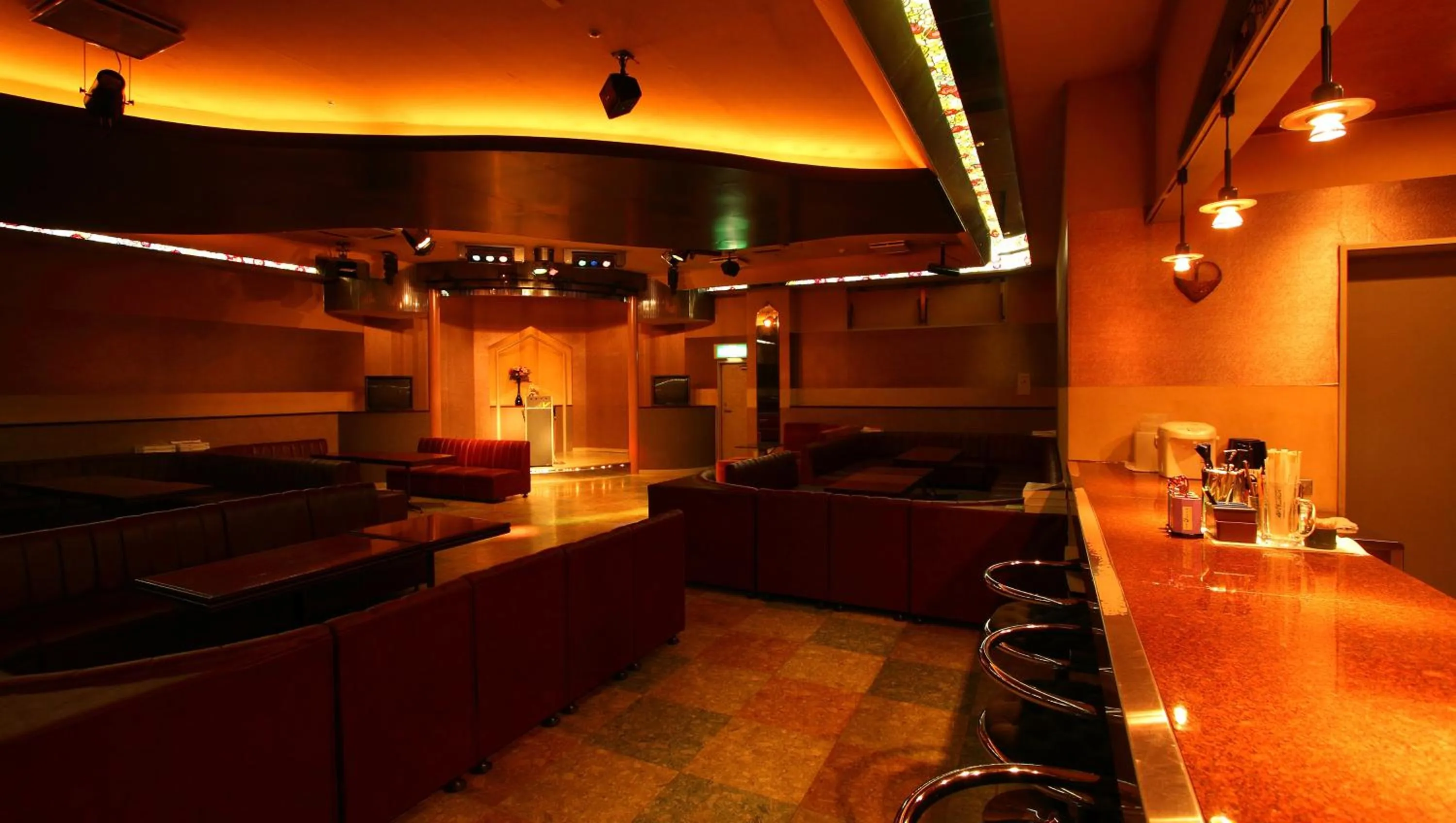 Nightclub / DJ in Isawa View Hotel