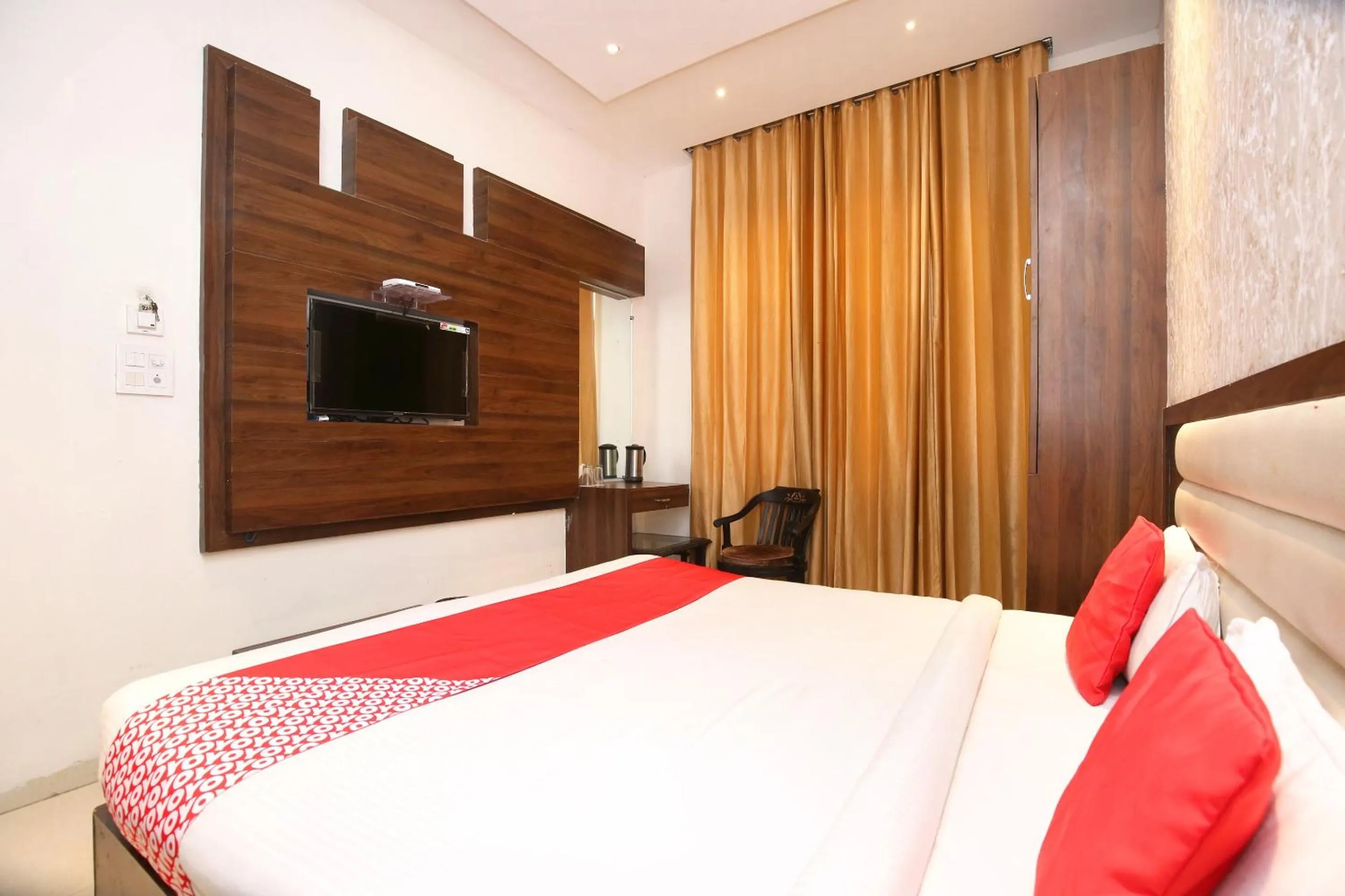 Bedroom, Bed in Super Hotel O Winner Inn