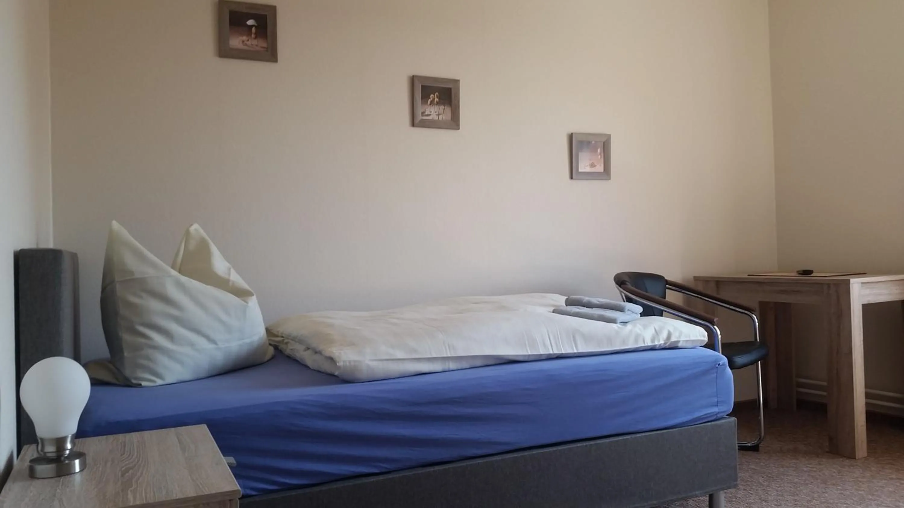 Bed in Hotel Deutsches Haus Francop