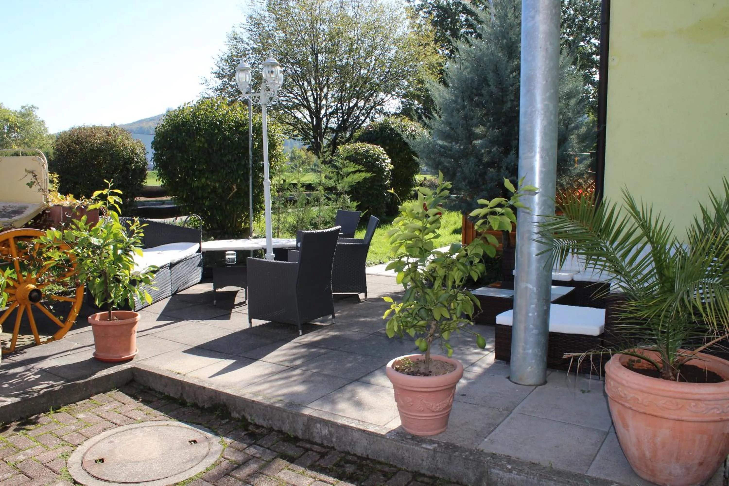 Facade/entrance in Hotel zum Goldenen Wagen
