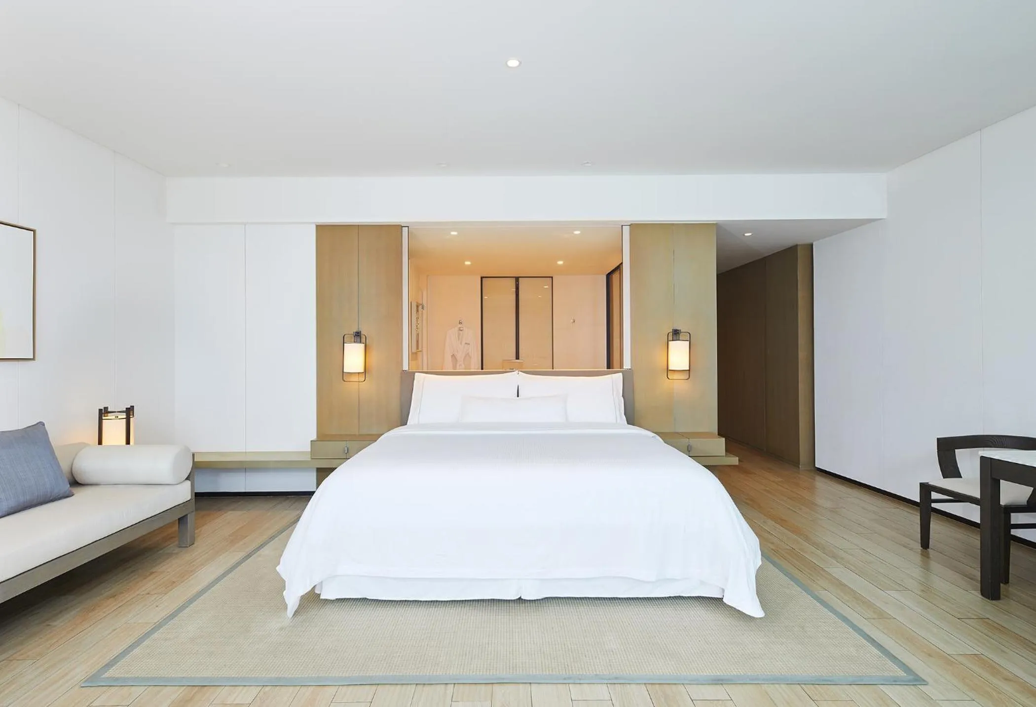 Bed in The Westin Blue Bay Resort & Spa