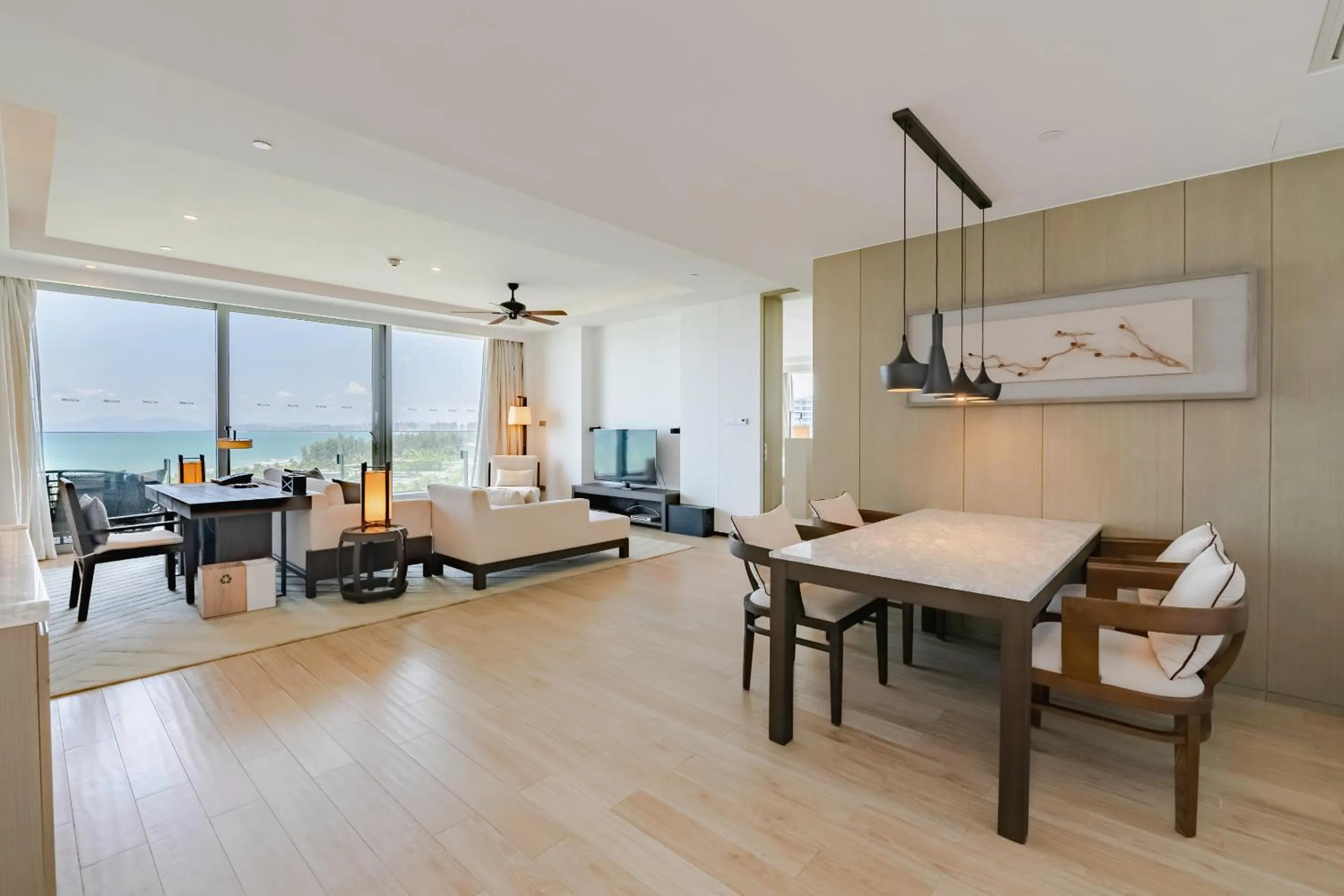 Living room, Bed in The Westin Blue Bay Resort & Spa