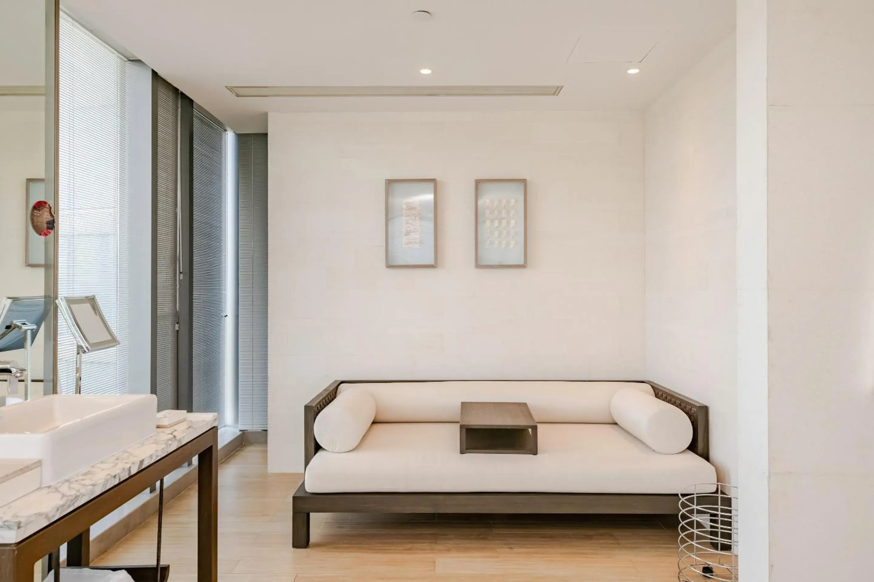 Deluxe Oceanfront 1 Bedroom Suite, 1 King, Ocean view in The Westin Blue Bay Resort & Spa Deluxe Oceanfront 1 Bedroom Suite, 1 King, Ocean view in The Westin Blue Bay Resort & Spa