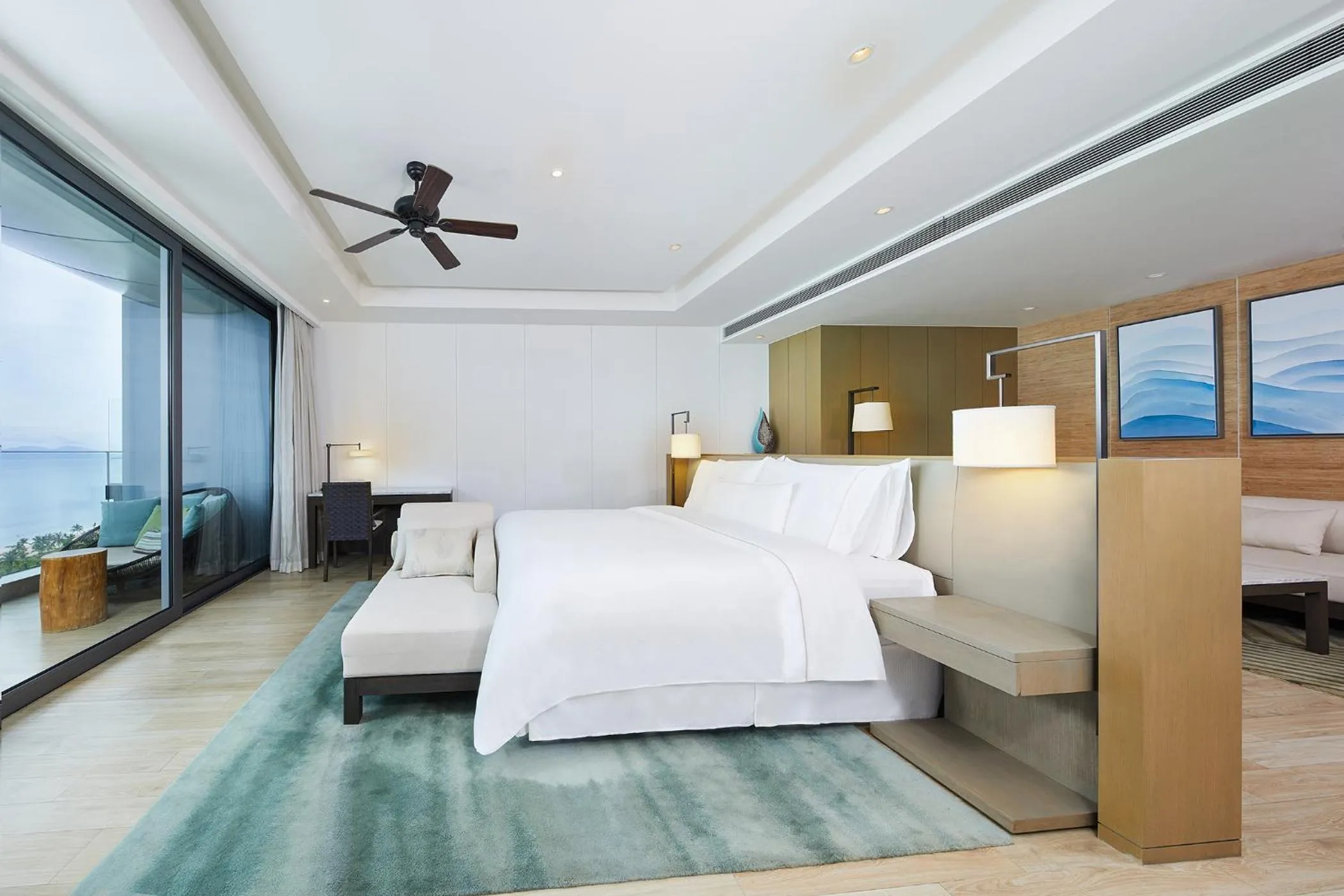 Bed in The Westin Blue Bay Resort & Spa