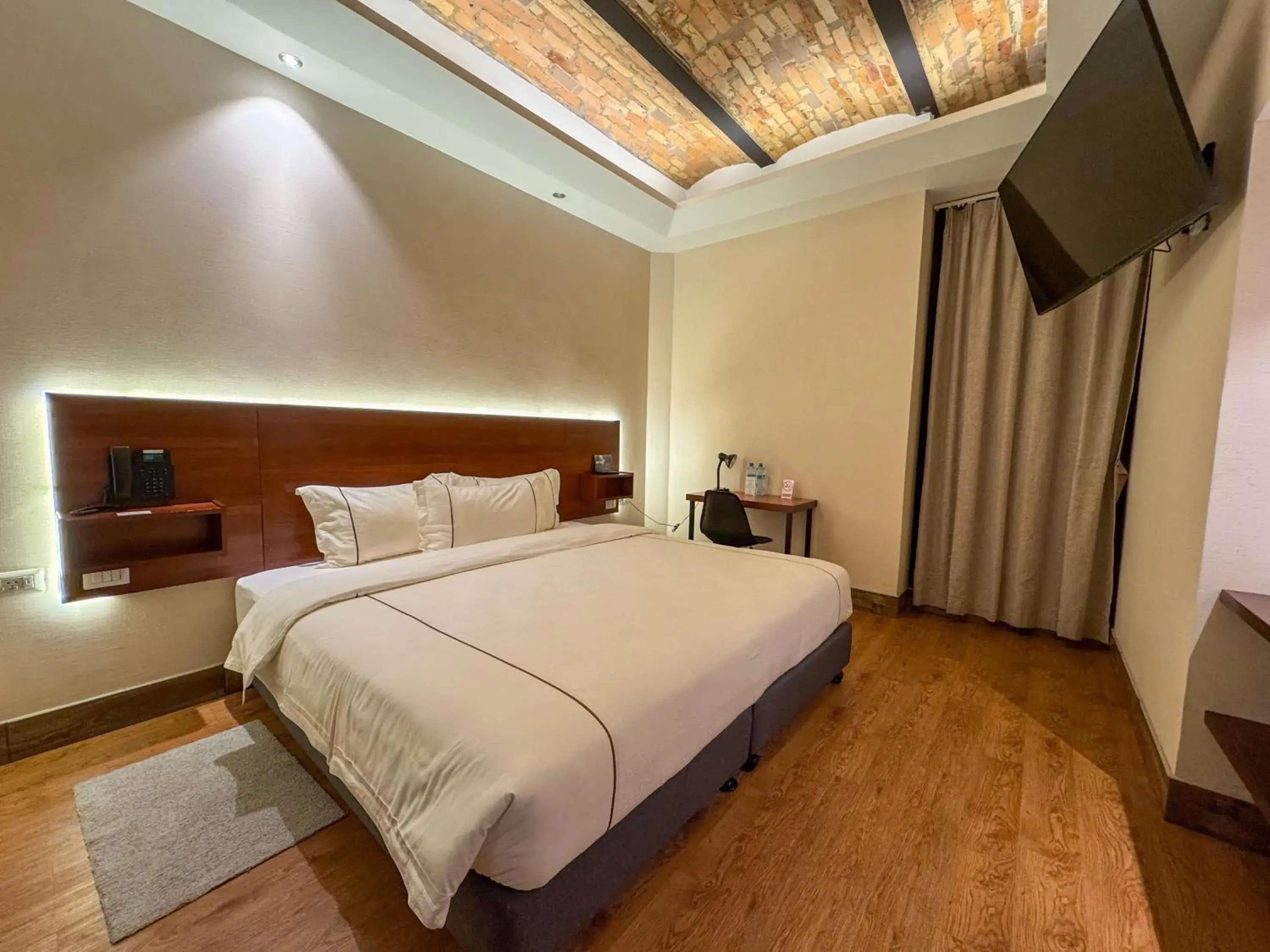 Queen Room in Hotel de Turistas Iquitos Queen Room in Hotel de Turistas Iquitos