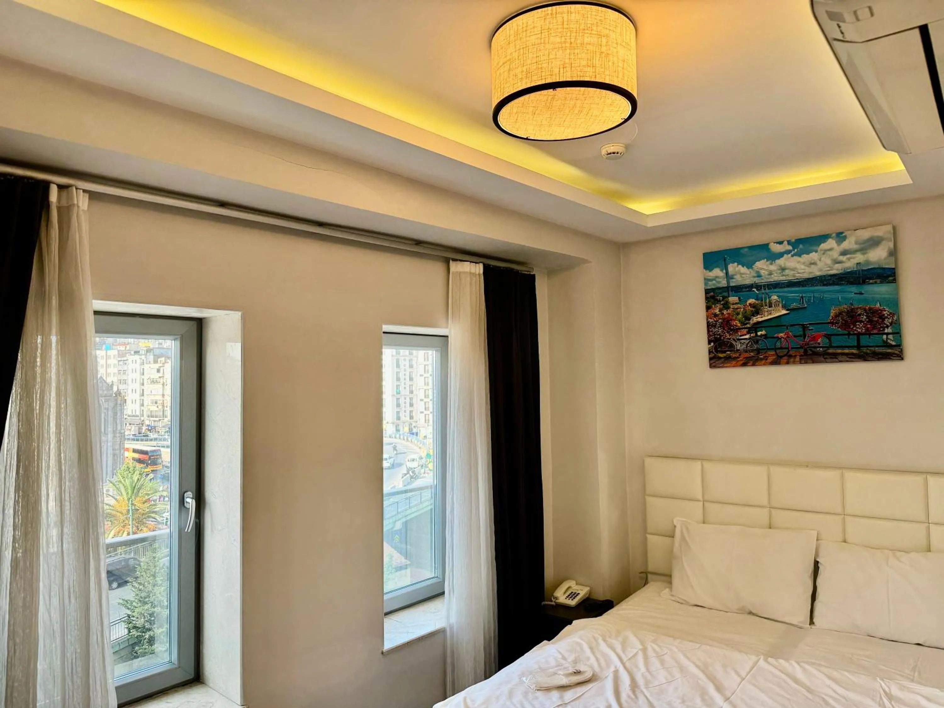 Bed in Aram Edessa Hotel