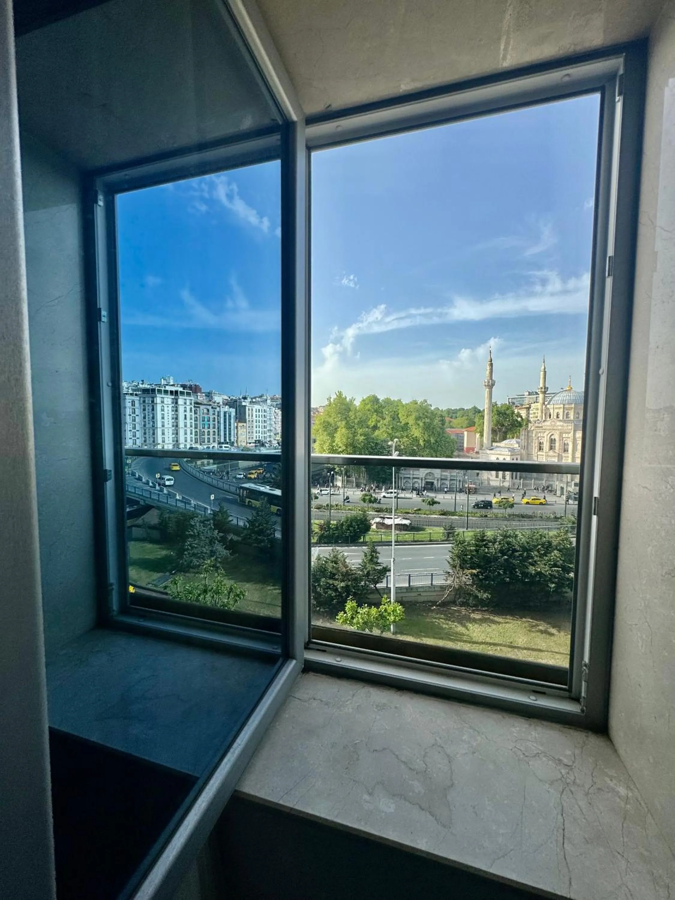 Day in Aram Edessa Hotel