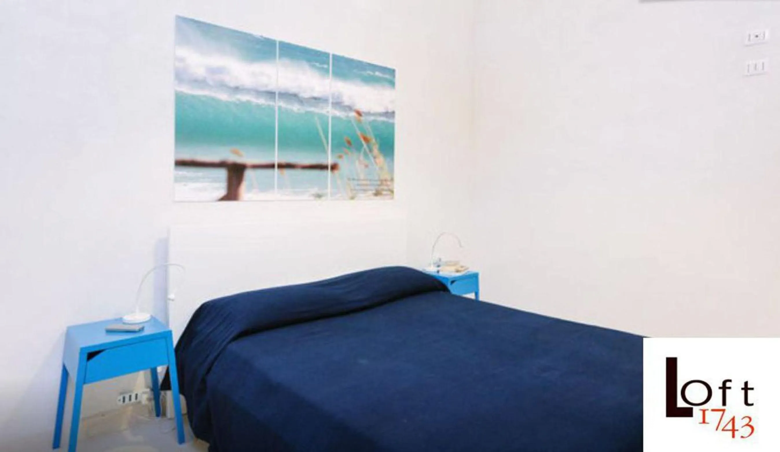 Bedroom, Bed in 1743 Loft