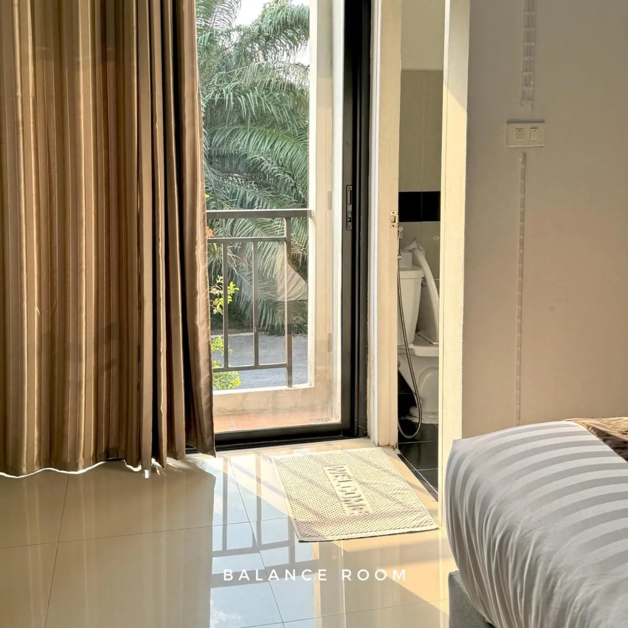 Balcony/Terrace, Bed in Balance room