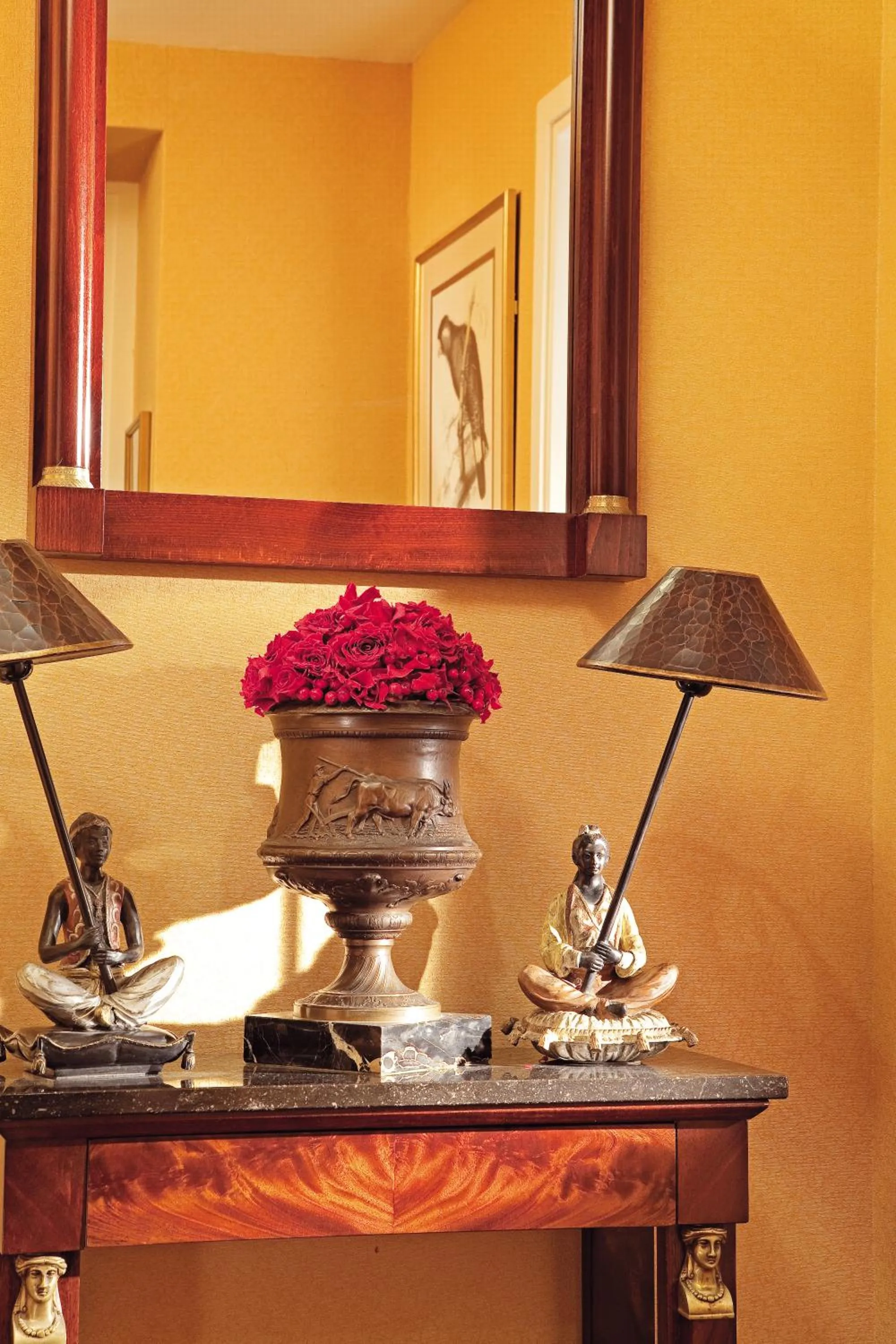 Decorative detail in Hôtel de Varenne