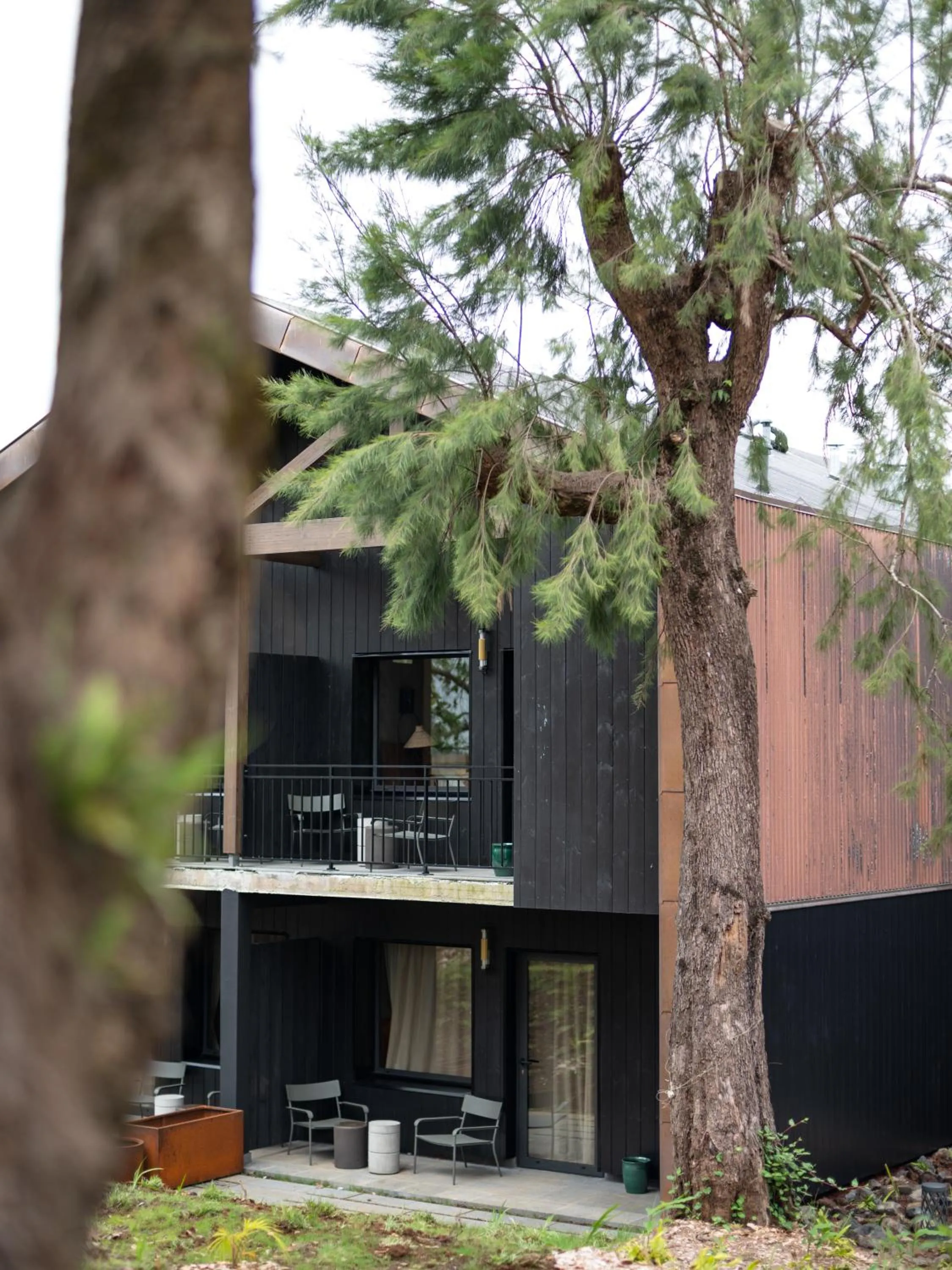 Property building in Hôtel le Tuit-Tuit