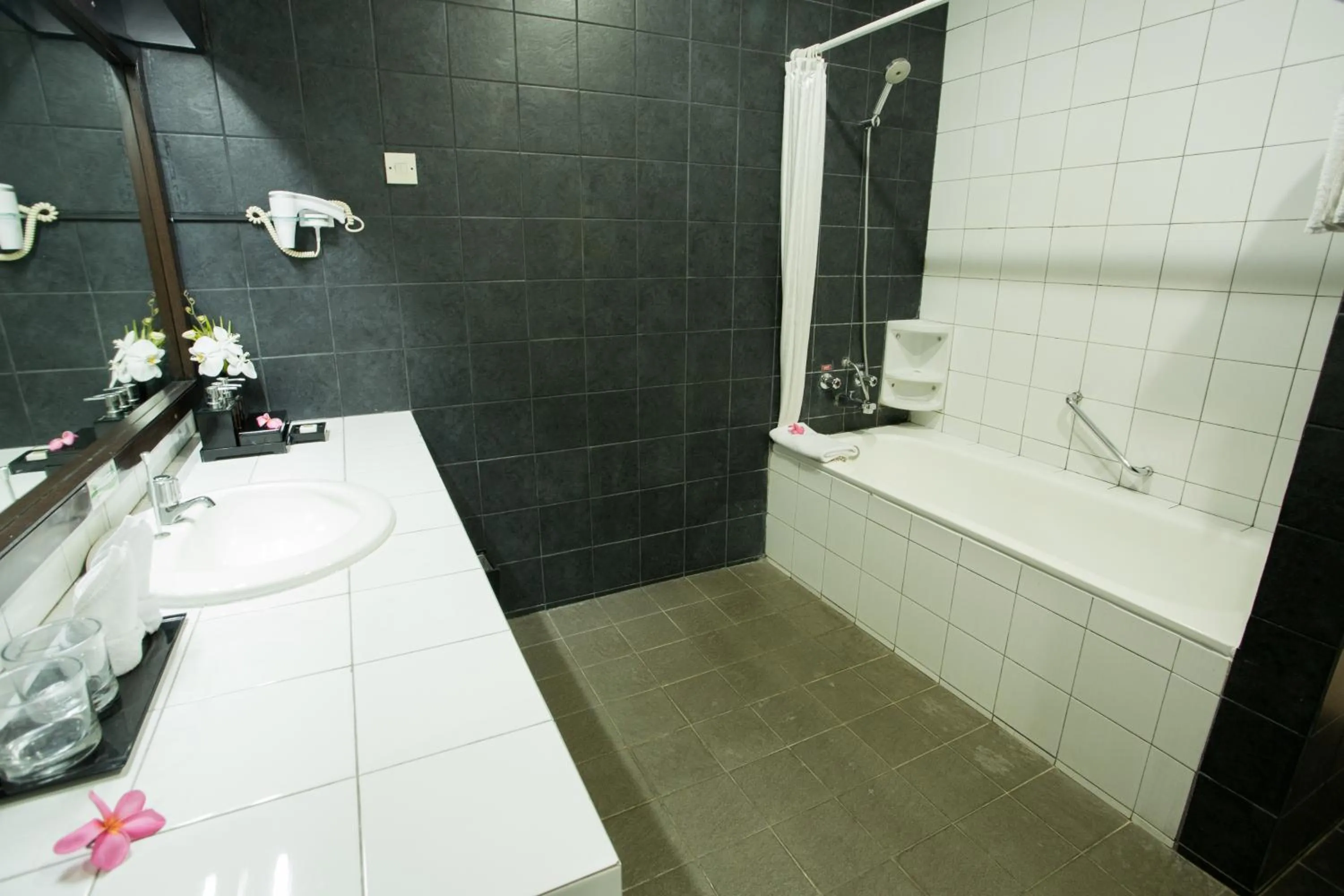 Bathroom in The Royale Krakatau