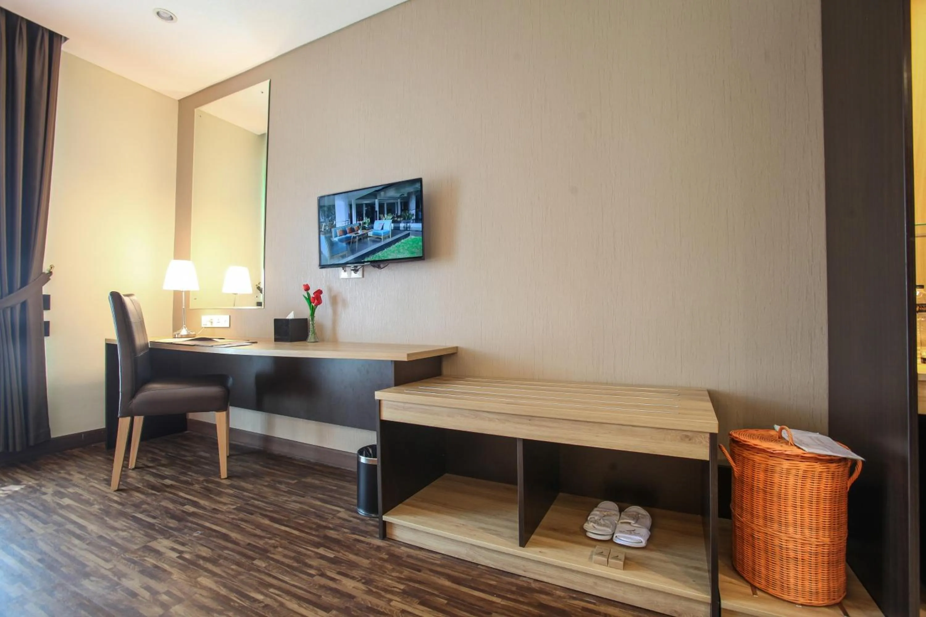 Communal lounge/ TV room in The Royale Krakatau