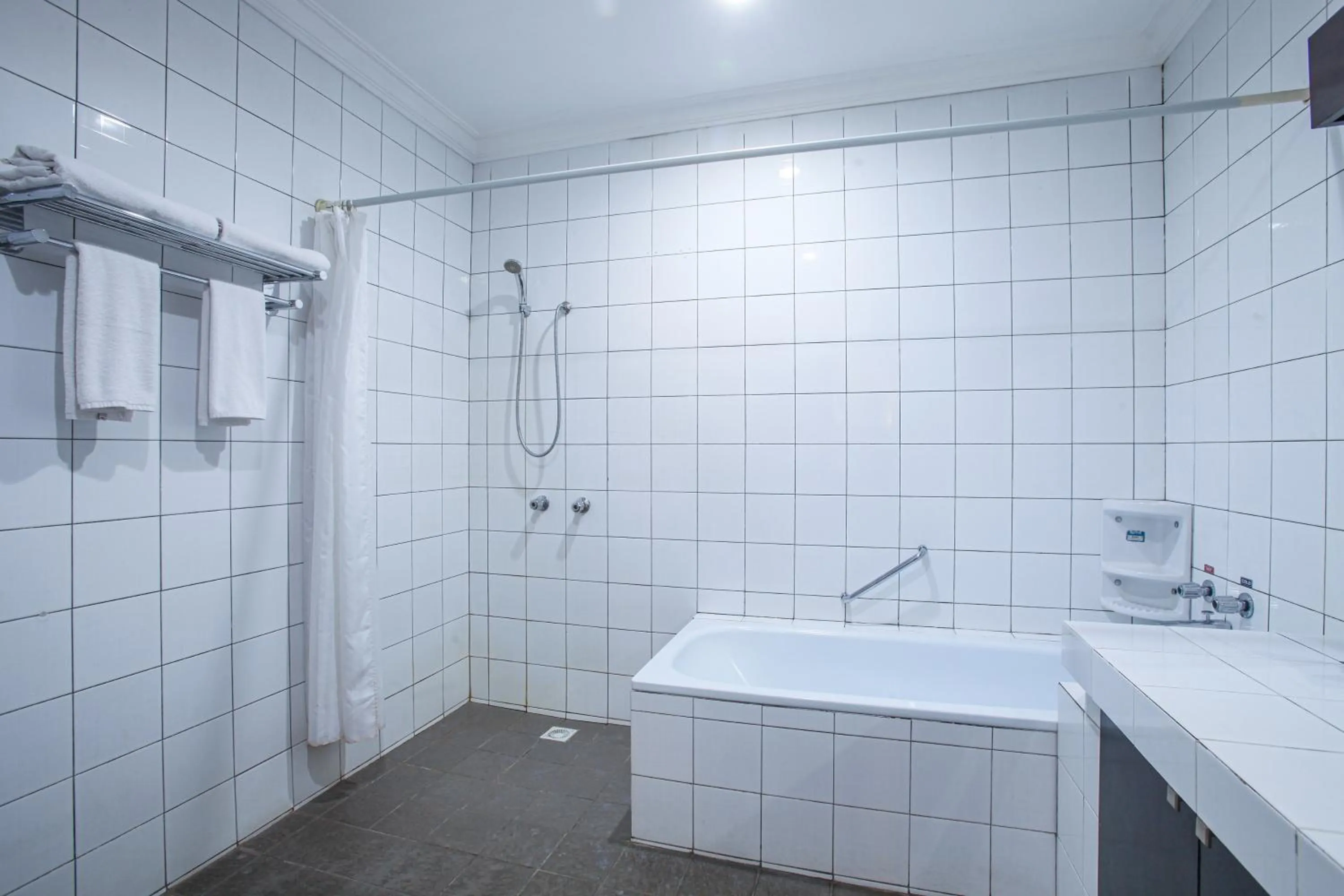 Bathroom in The Royale Krakatau