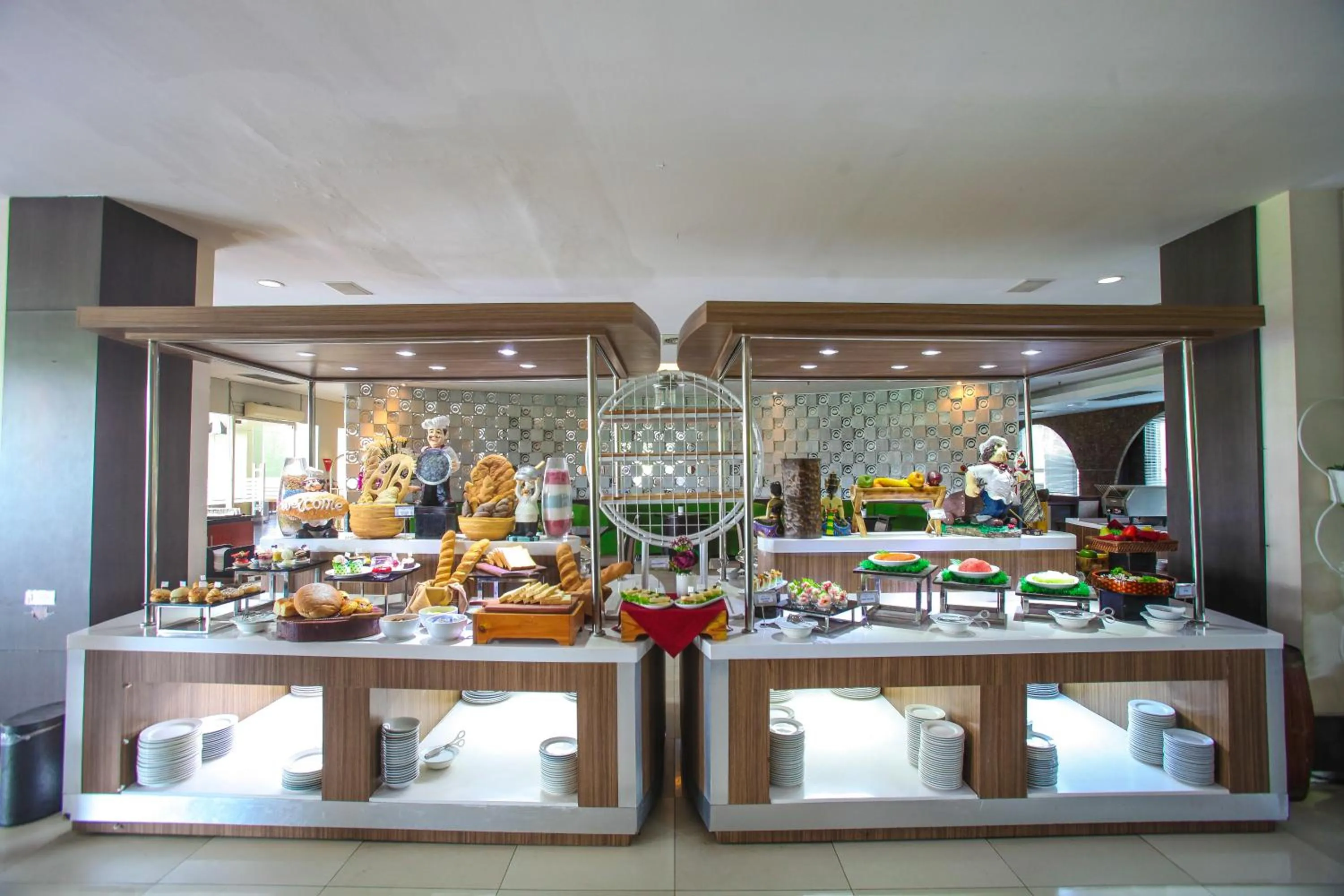Buffet breakfast in The Royale Krakatau