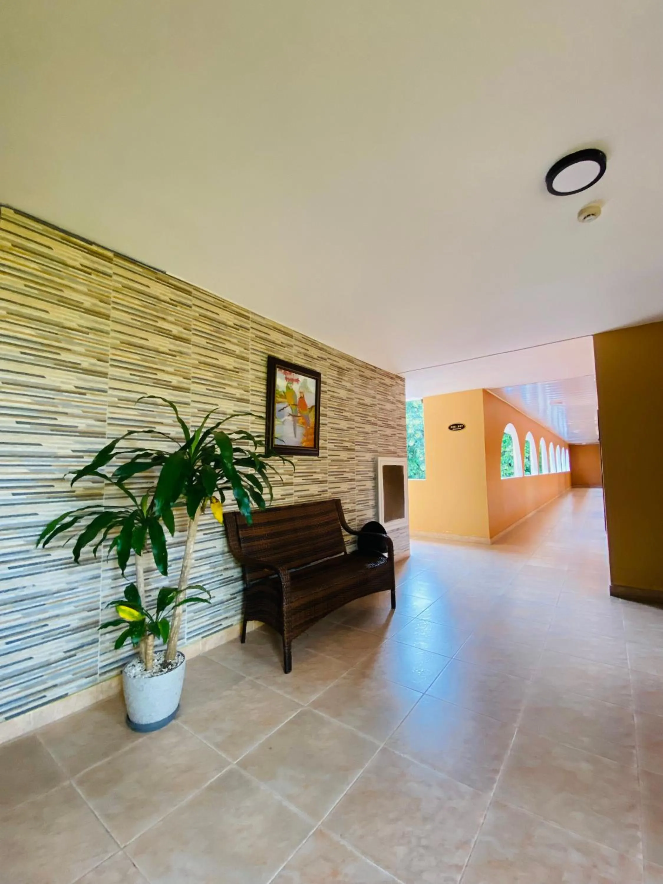 Seating area in Hotel Guacamaya