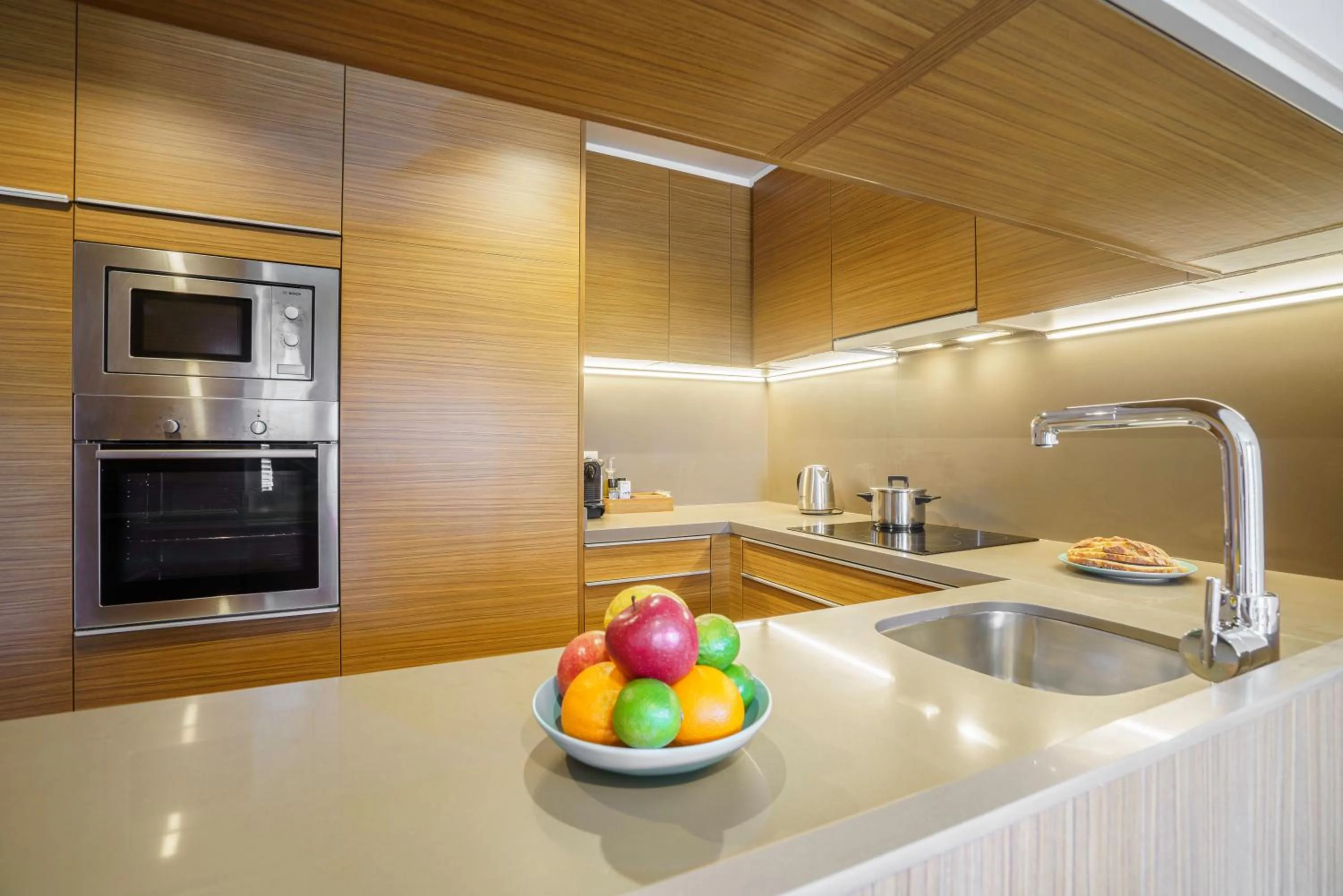 Kitchen or kitchenette in Aspasios Diagonal Art Apartments