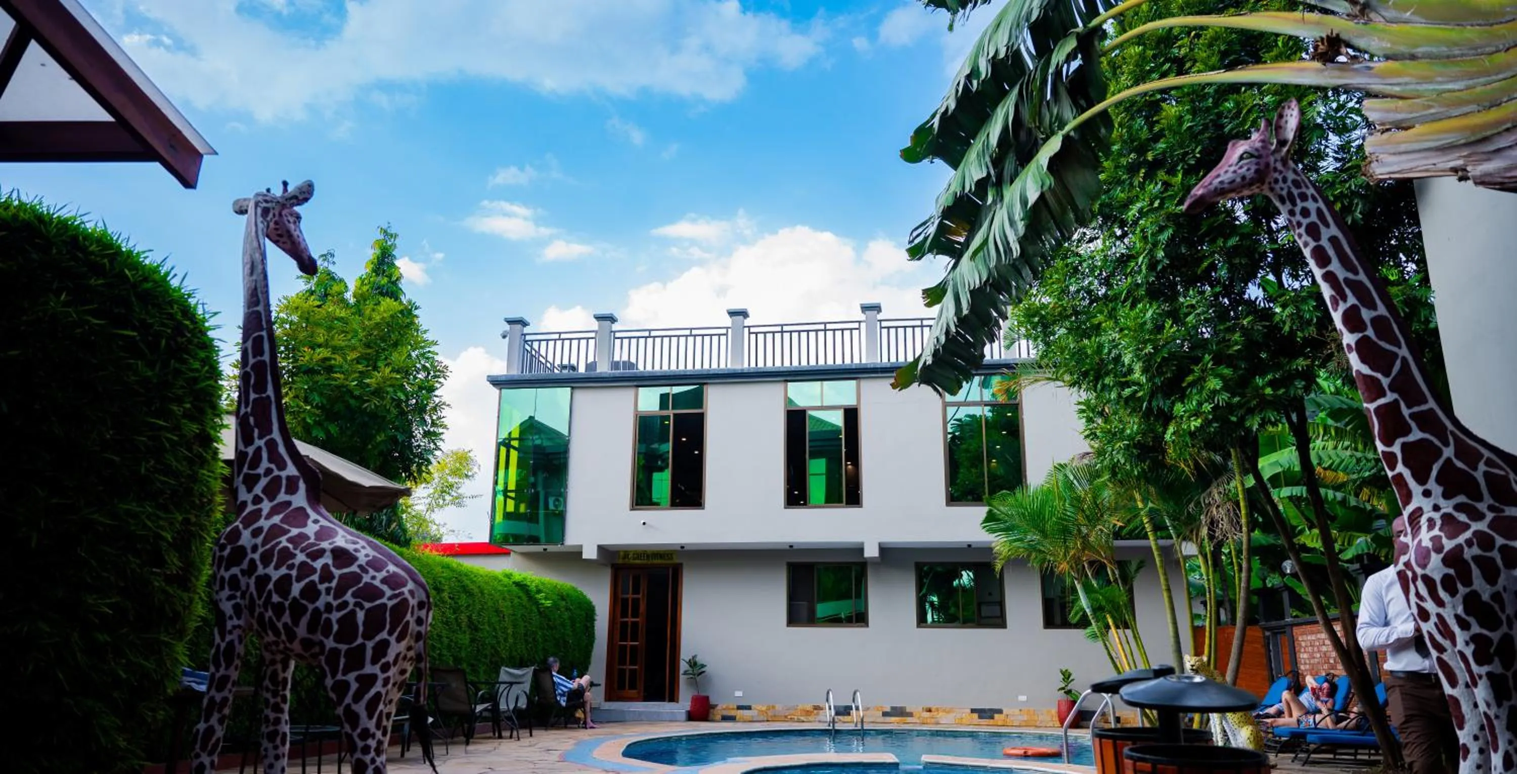 Pool view in Green Mountain Hotel