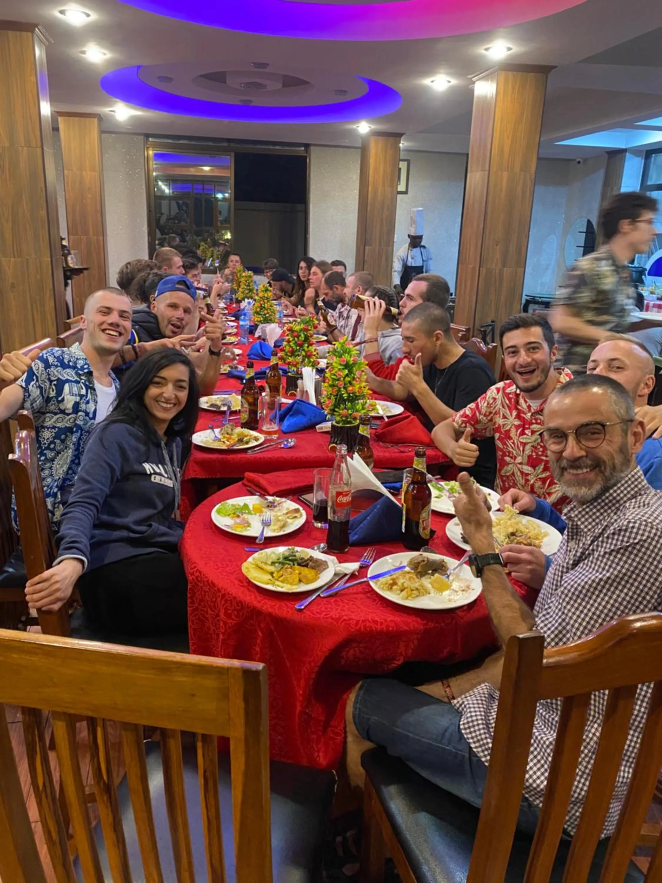 Restaurant/places to eat in Green Mountain Hotel