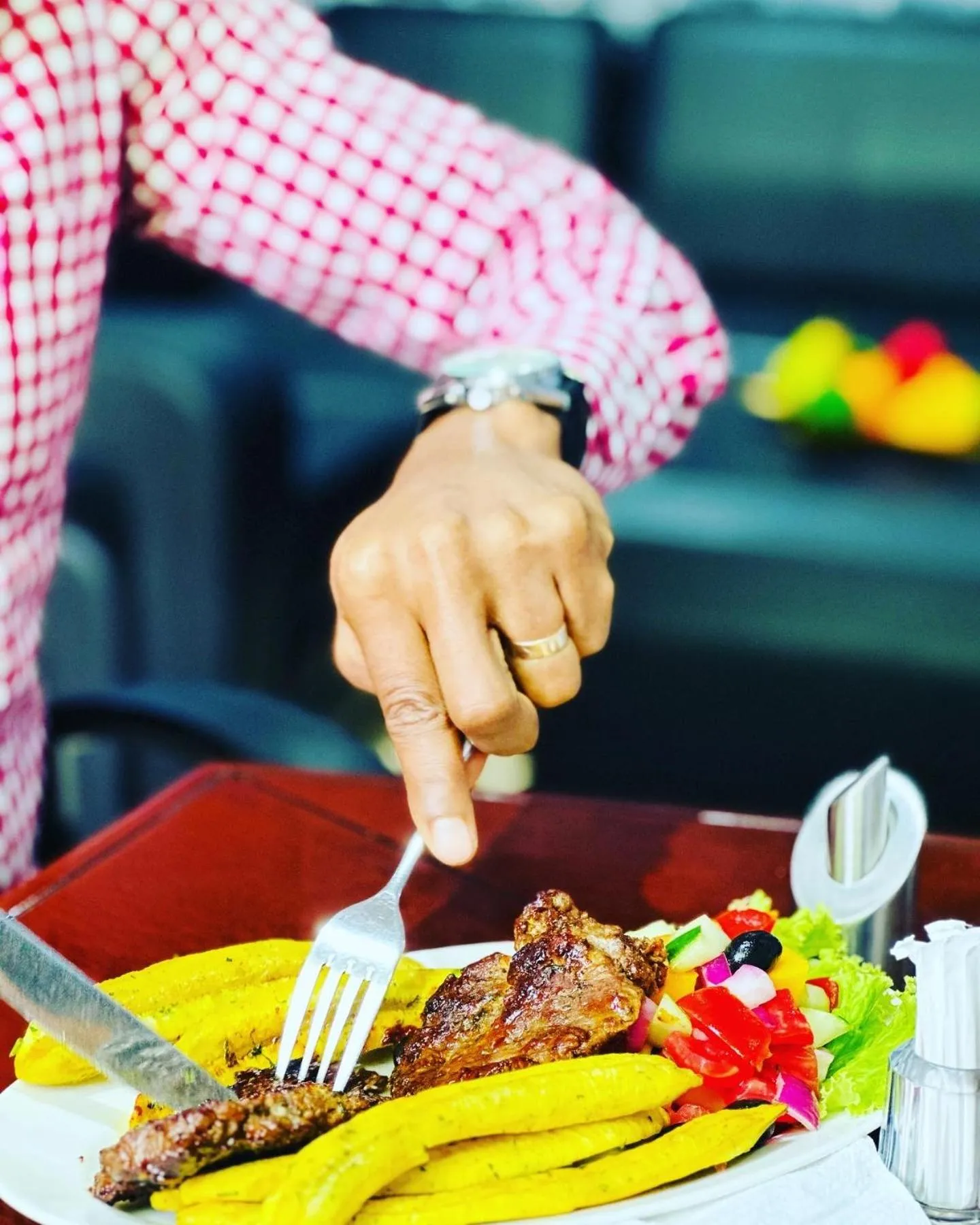 Food and drinks in Green Mountain Hotel