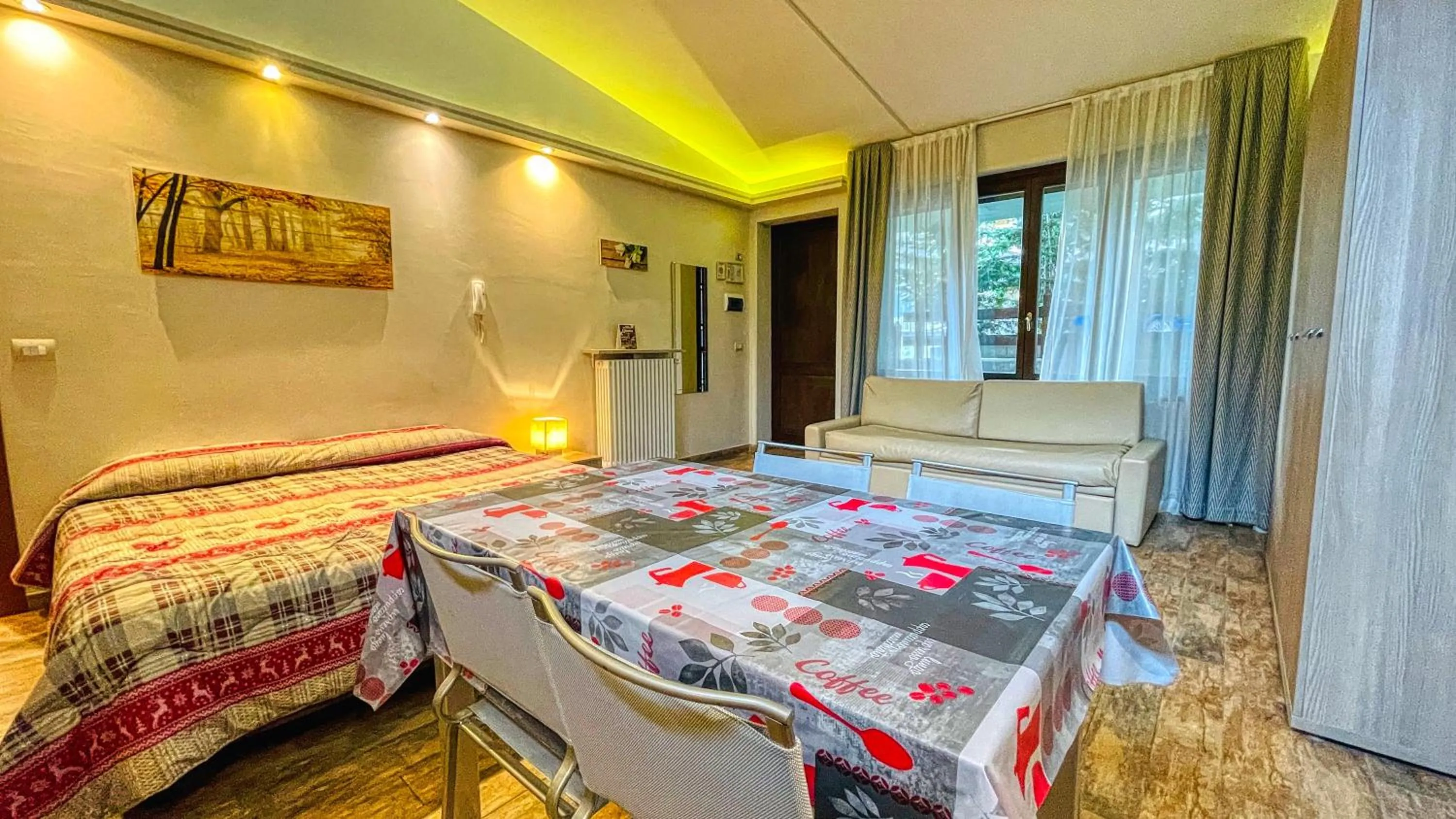 Bed in Residence Tabor