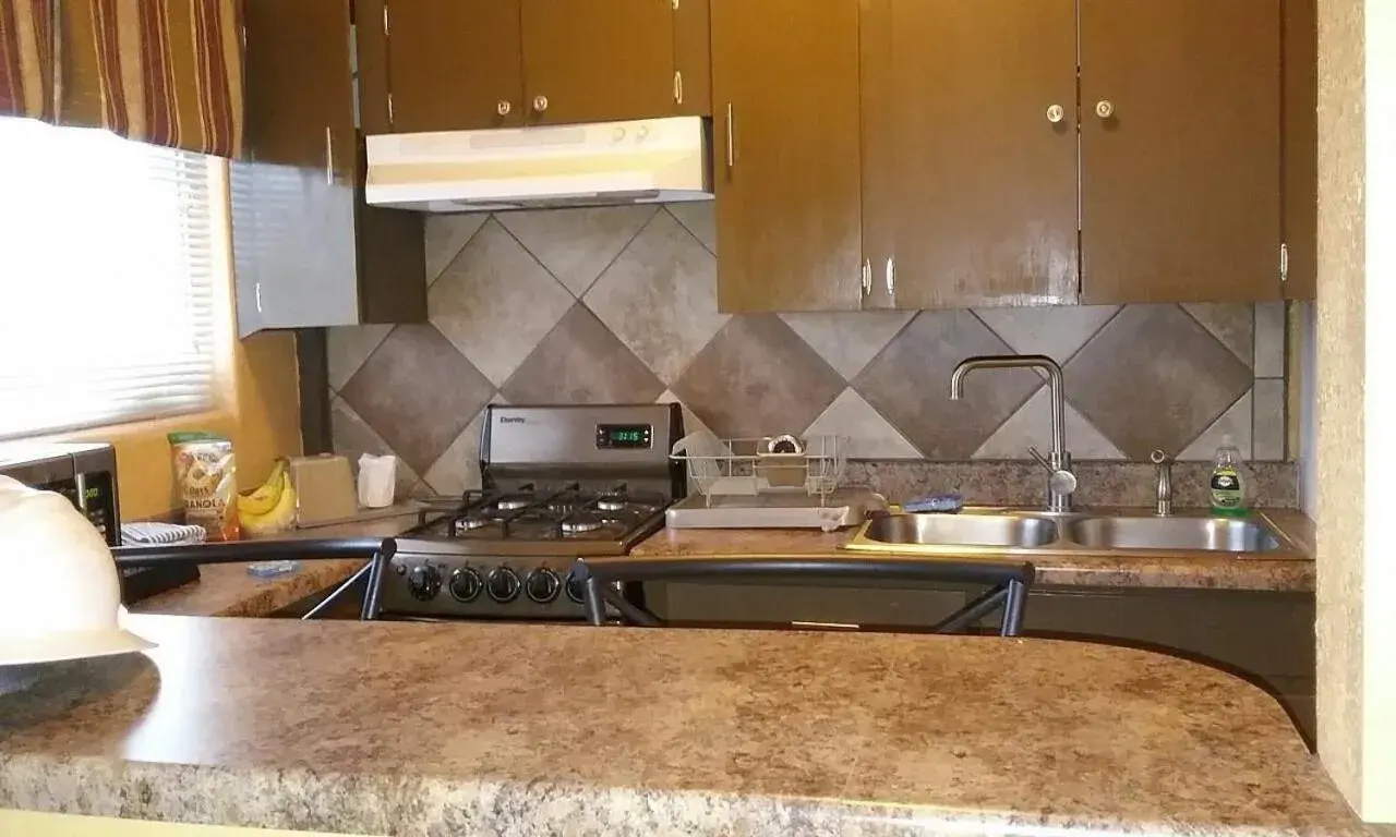 One-Bedroom Suite in Frontier Motel One-Bedroom Suite in Frontier Motel