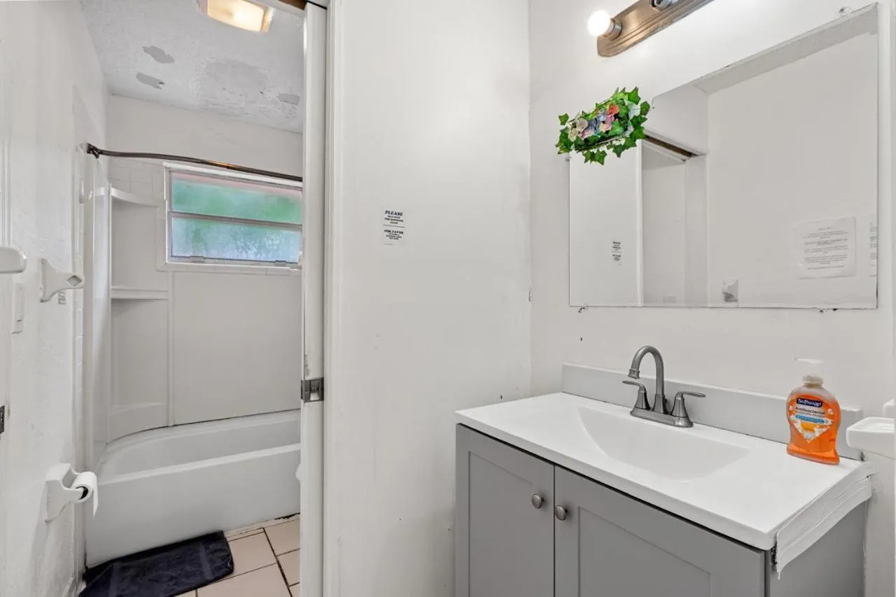 Crocodhouse early check in eight years hosting