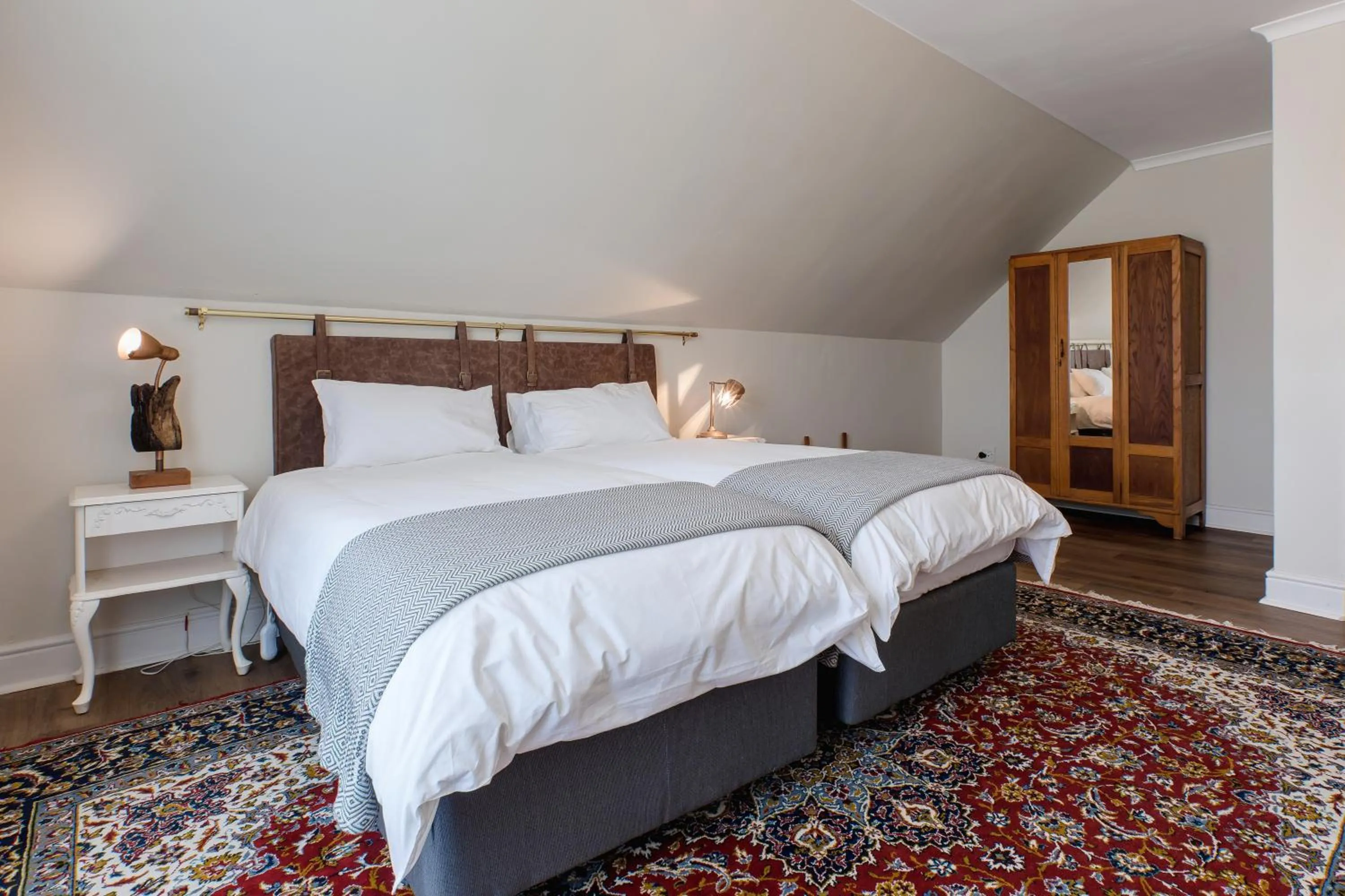 Bedroom, Bed in Portland Manor